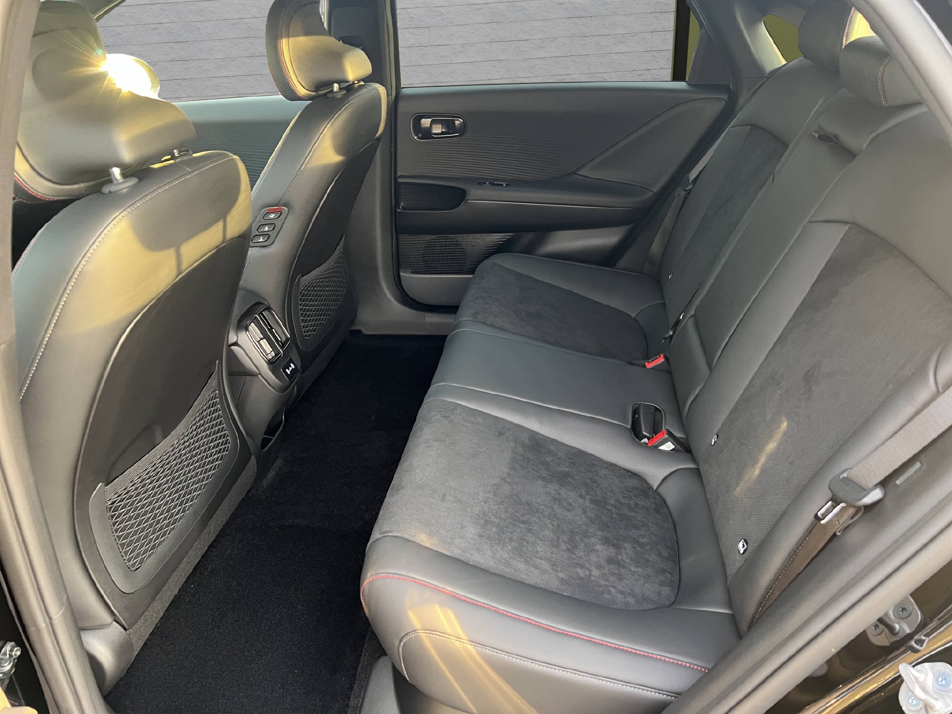 HYUNDAI Ioniq 6 N Line 4WD 84 kWh-image-14