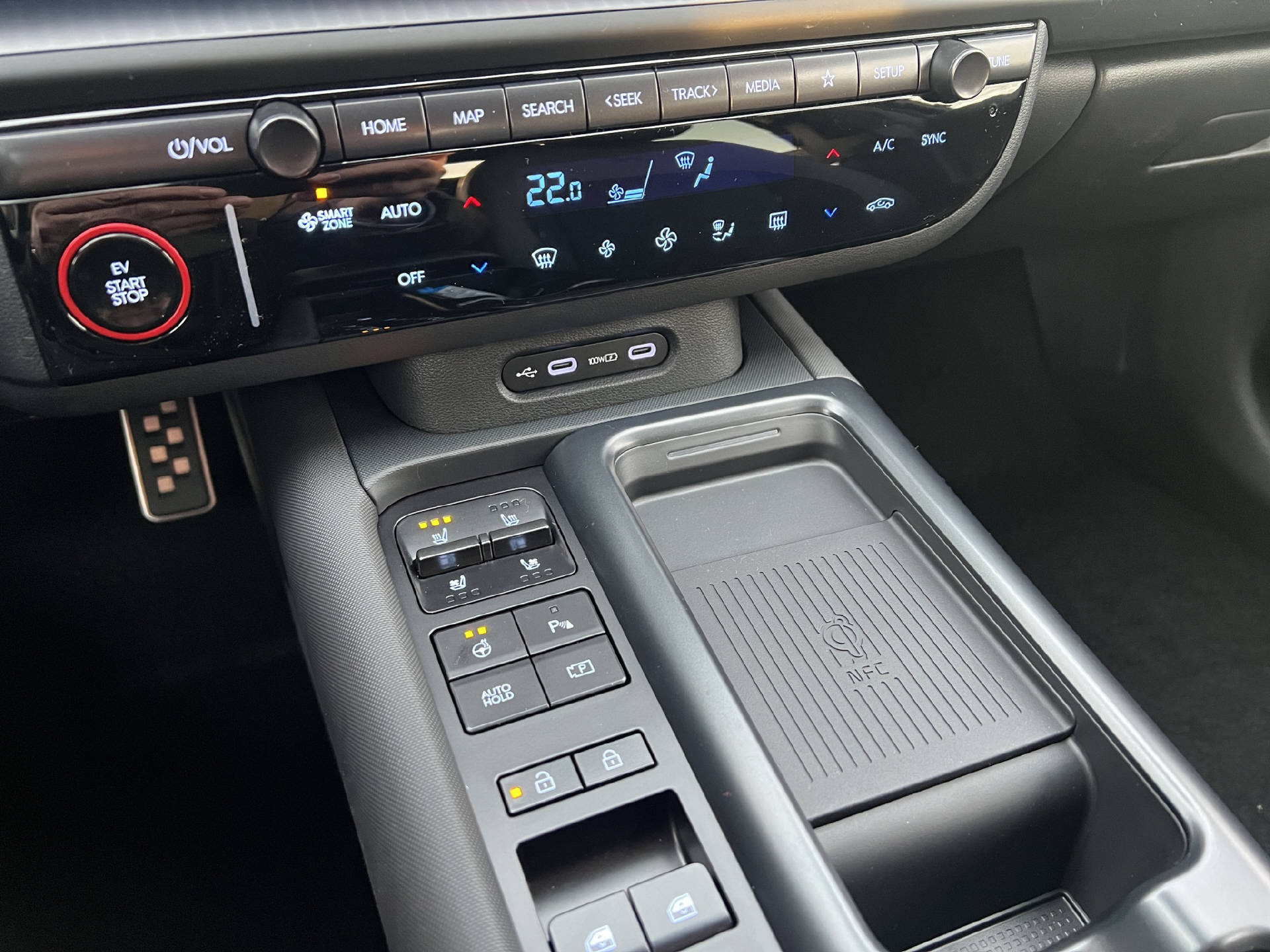 HYUNDAI Ioniq 6 N Line 4WD 84 kWh-image-12