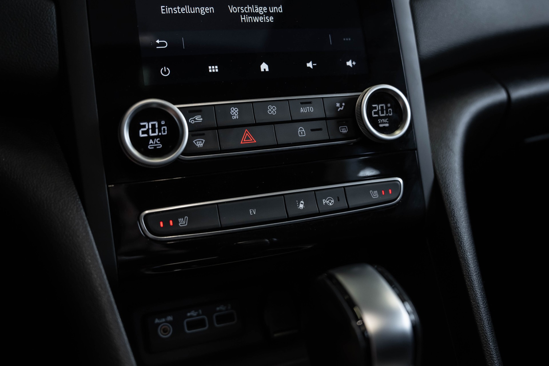 RENAULT Mégane Grandtour 1.6 E-Tech Intens-image-27