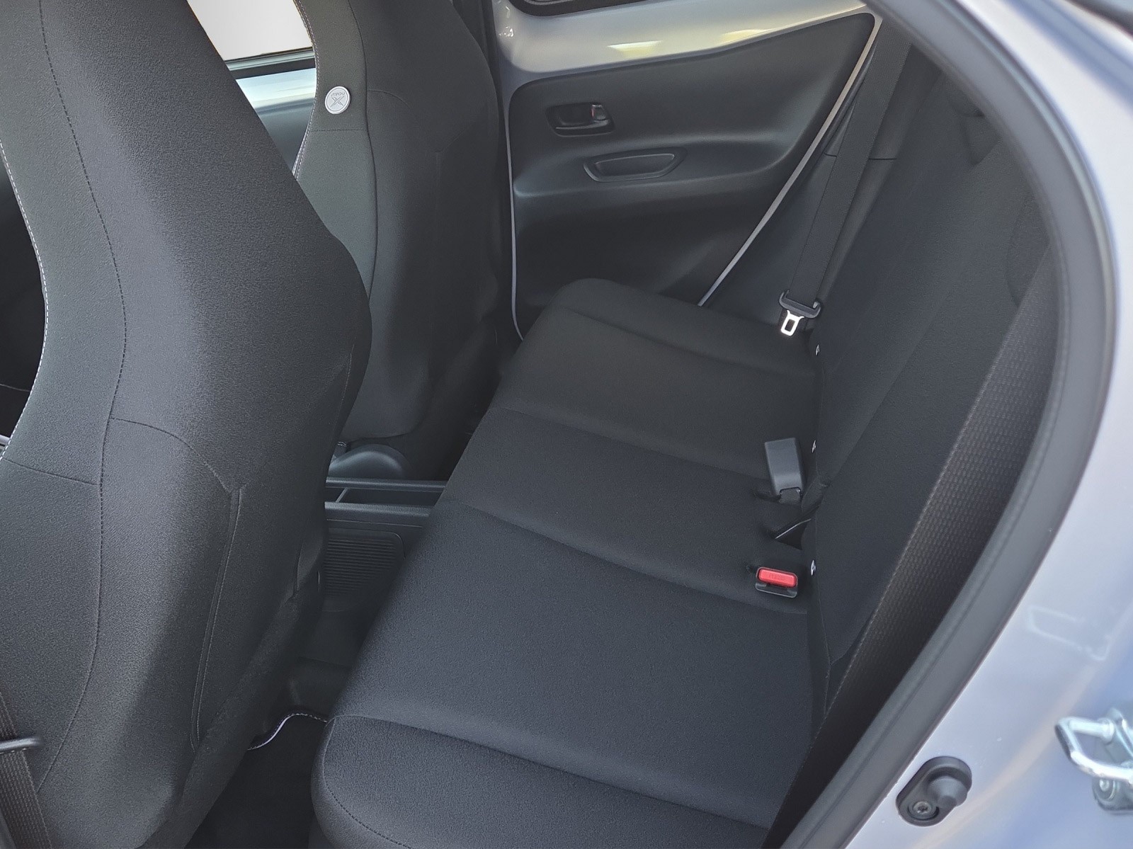 TOYOTA Aygo X 1.5 Trend e-CVT-image-10