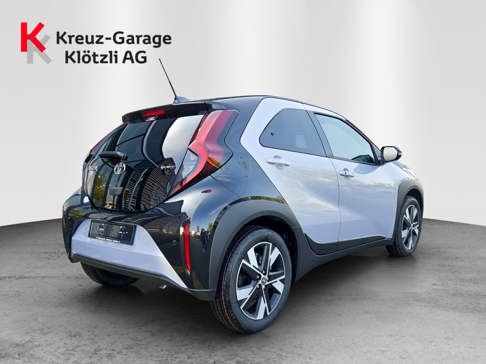 TOYOTA Aygo X 1.5 Trend e-CVT-image-2