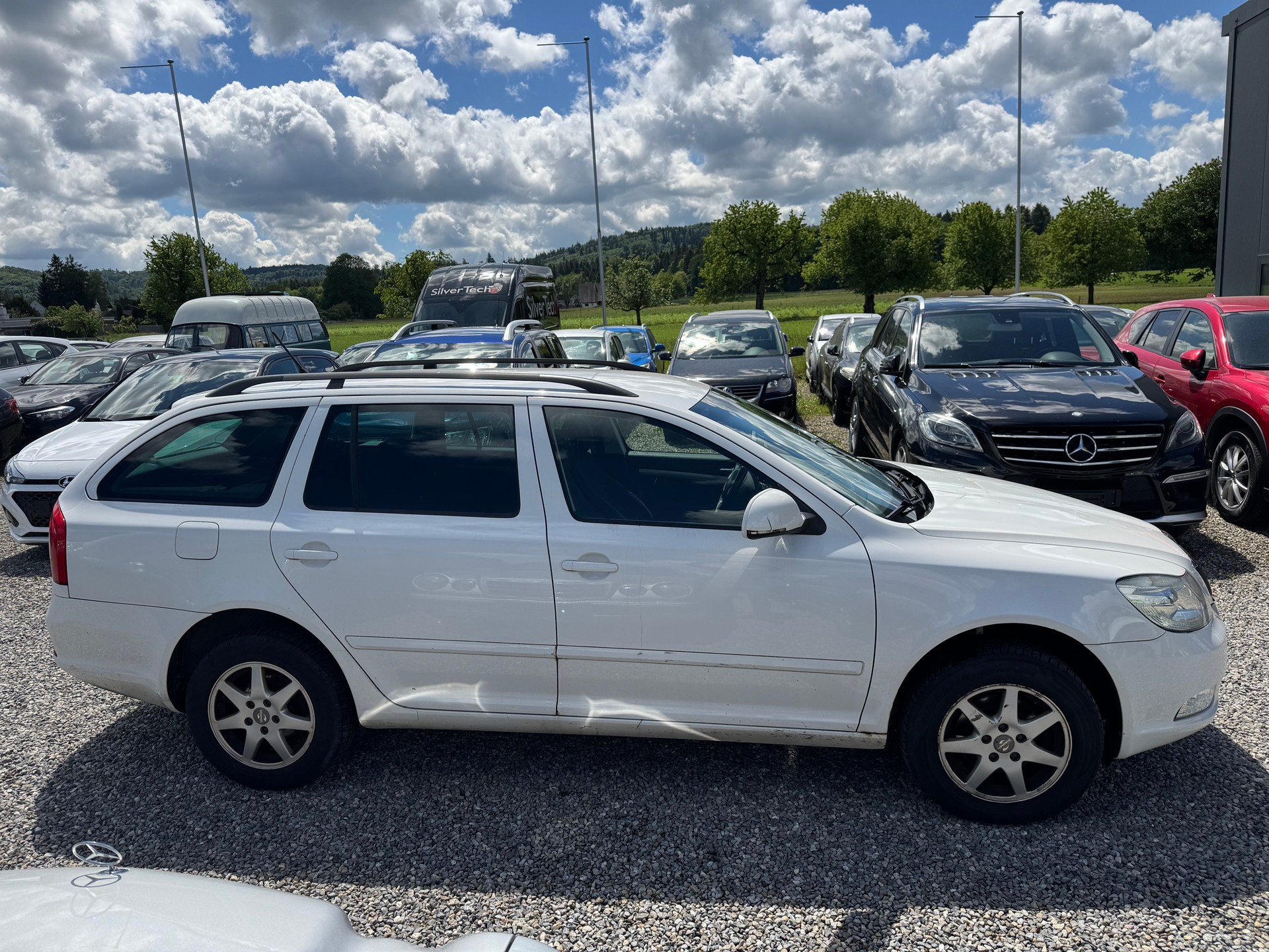 SKODA Octavia Combi 1.9 TDI Swiss Adventure 4x4-image-3