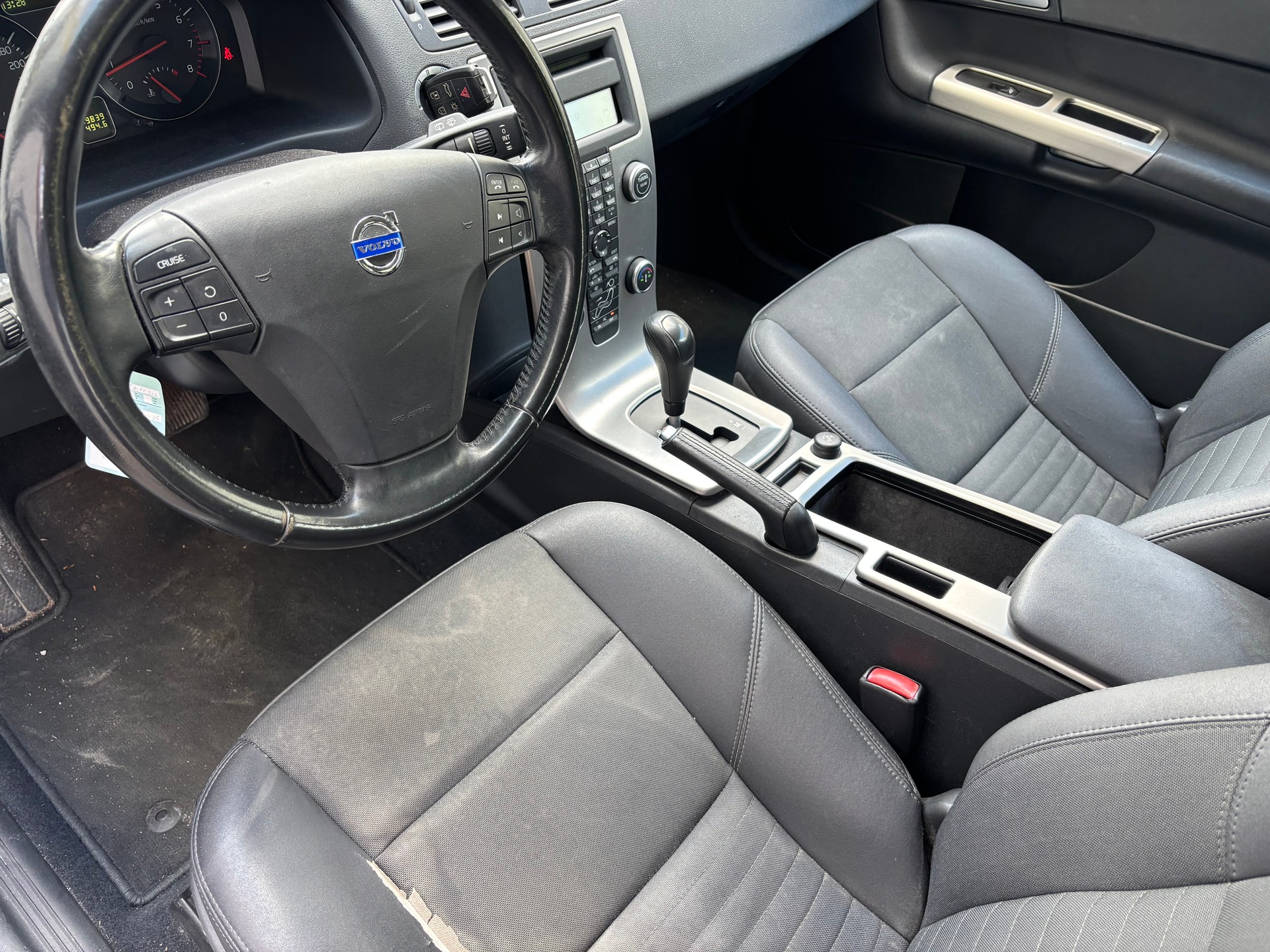 VOLVO S40 T5 AWD Summum Geartronic-image-8