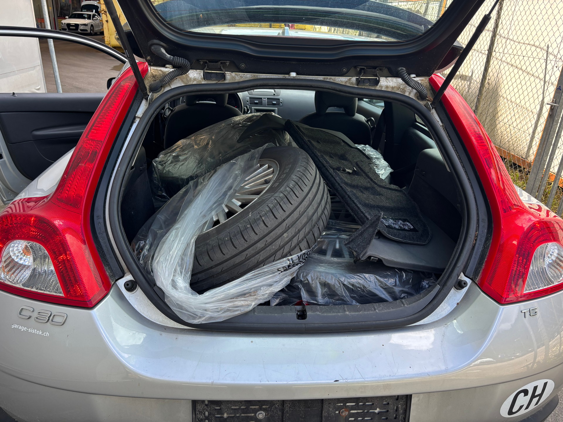 VOLVO S40 T5 AWD Summum Geartronic-image-6