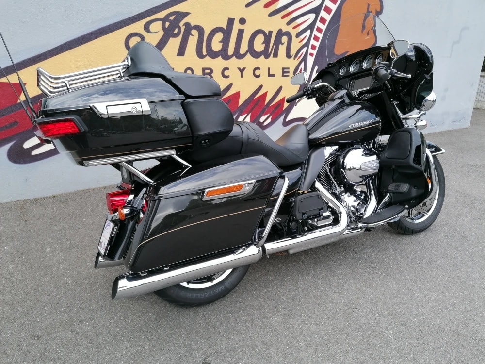 HARLEY-DAVIDSON FLHTK Electra Glide Ultra Limited-image-3