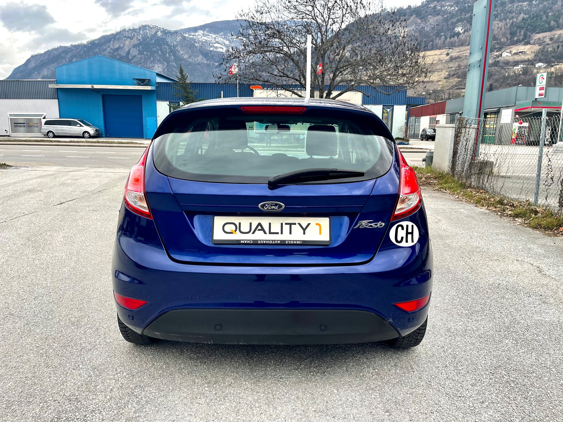 FORD Fiesta 1.5 TDCi Titanium-showroom-element-3