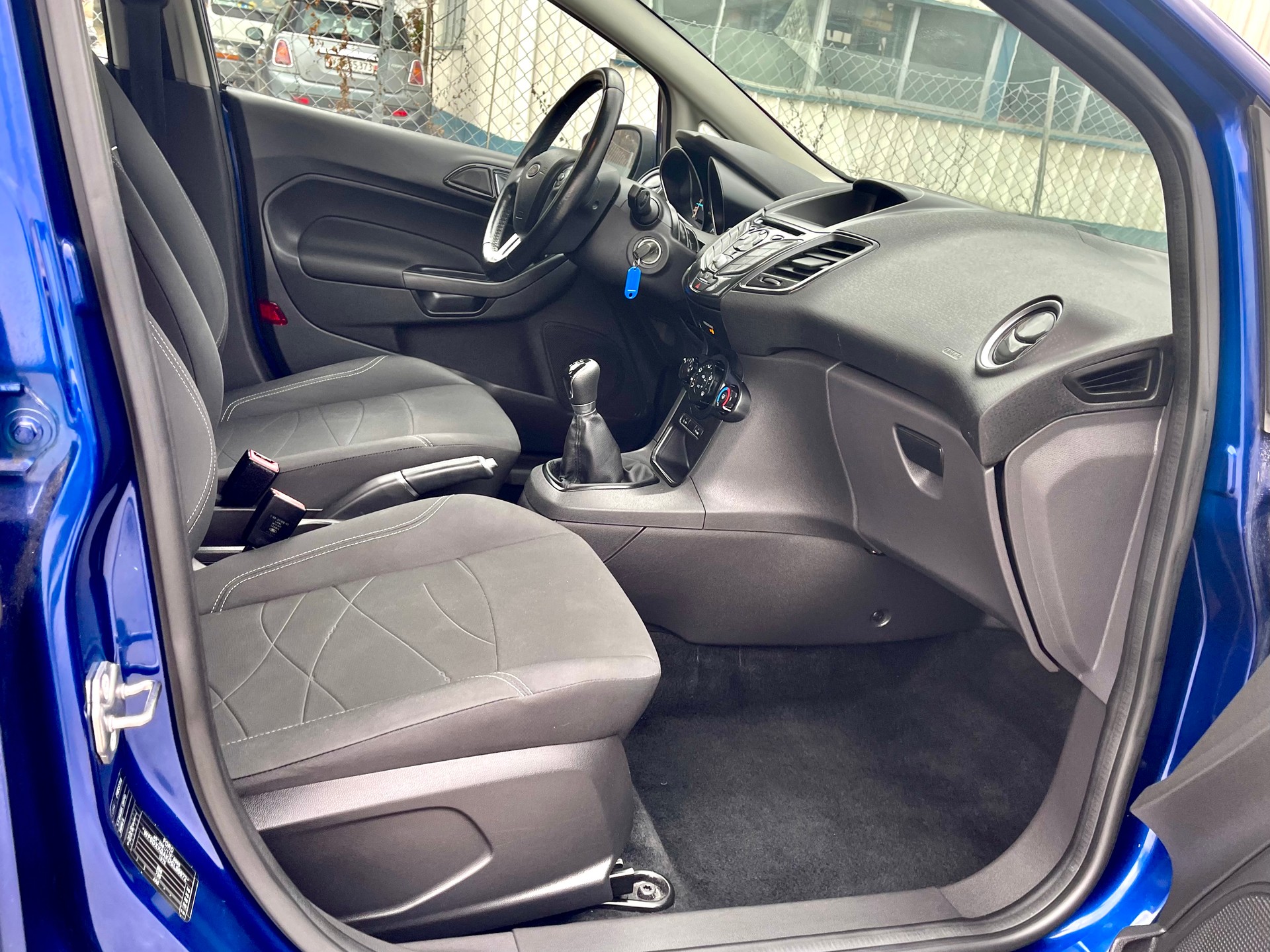 FORD Fiesta 1.5 TDCi Titanium-image-18