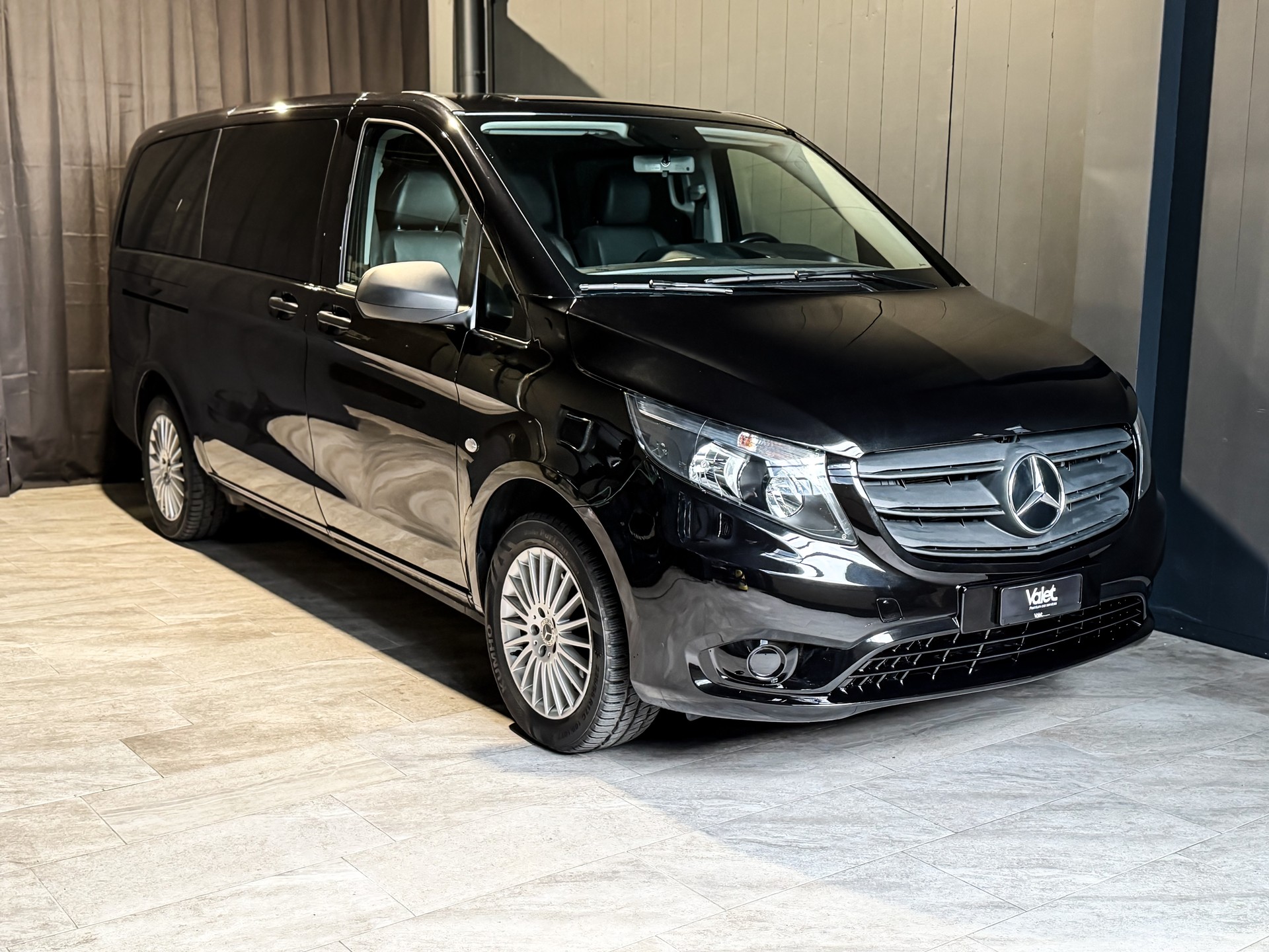 MERCEDES-BENZ Vito 116 CDI Lang Select Family Tourer 4Matic 9G-Tronic