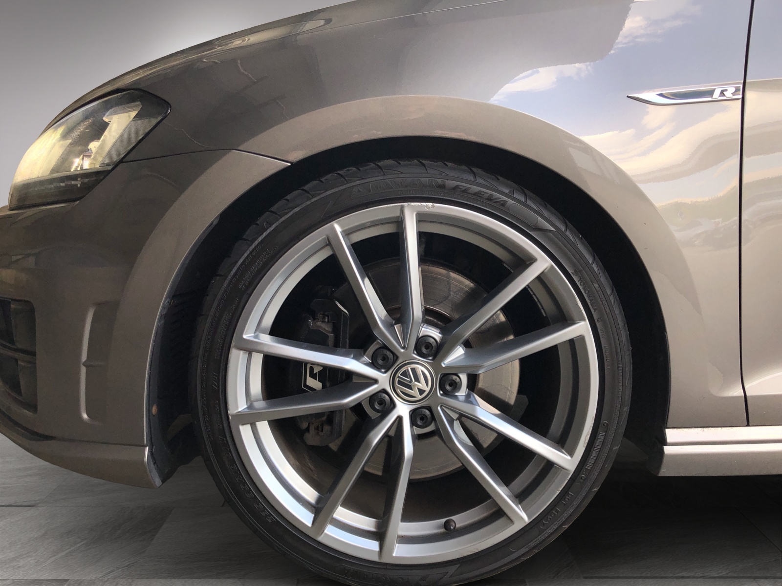 VW Golf 2.0 TSI R 4Motion DSG-image-20