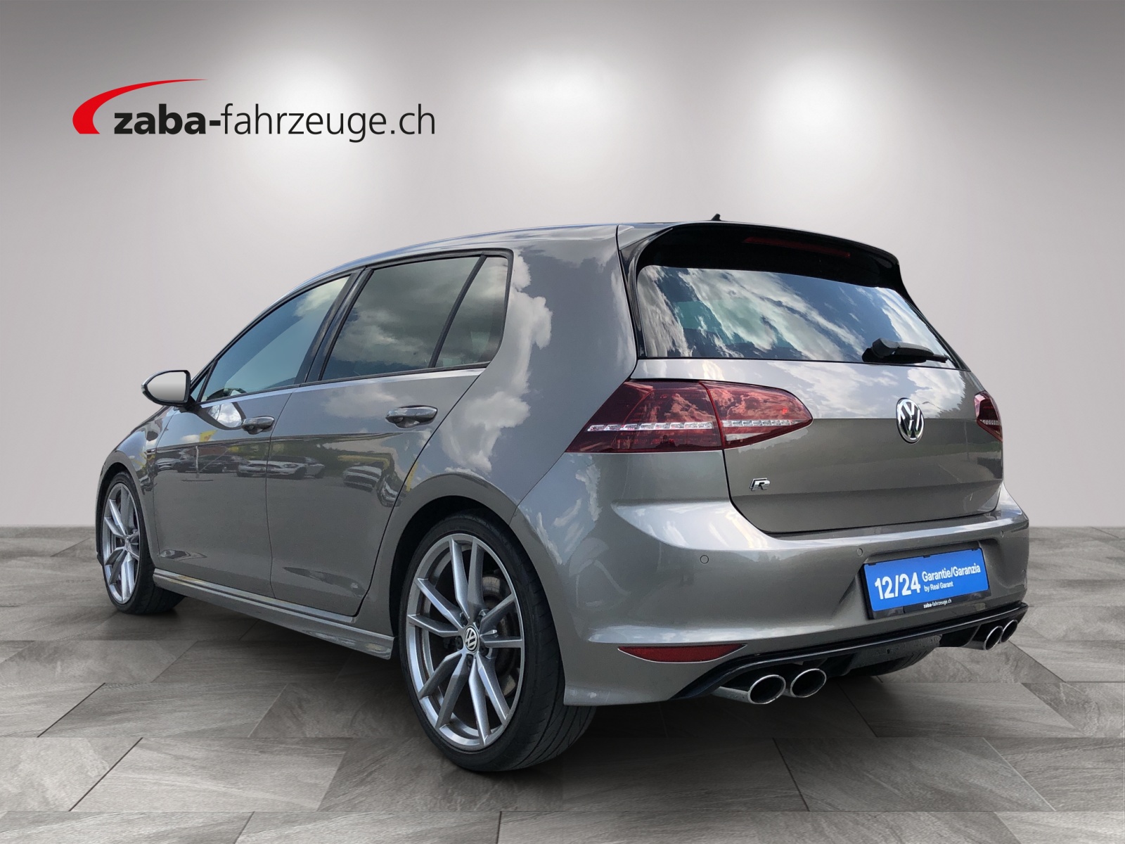 VW Golf 2.0 TSI R 4Motion DSG-showroom-element-2
