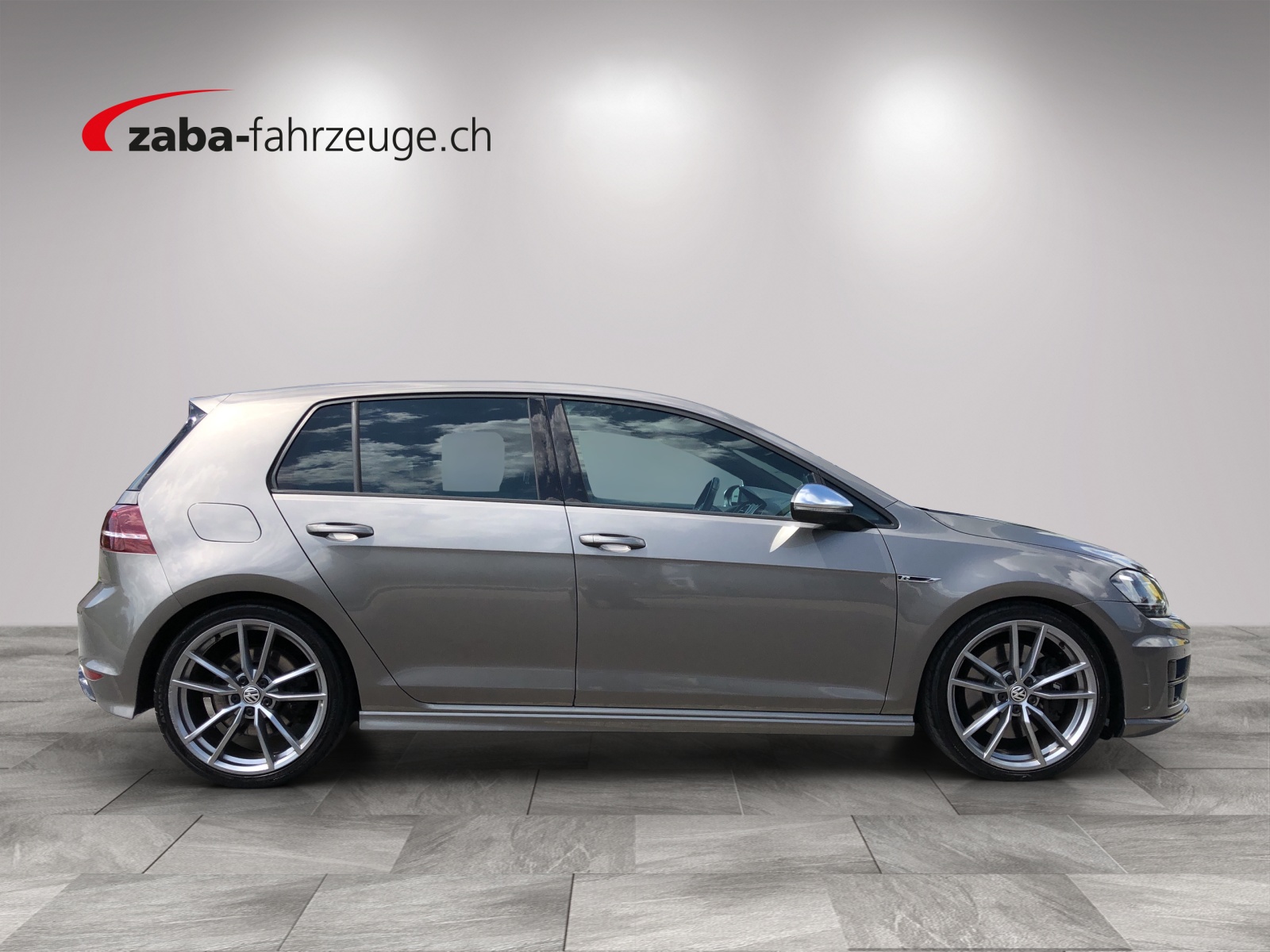 VW Golf 2.0 TSI R 4Motion DSG-image-5