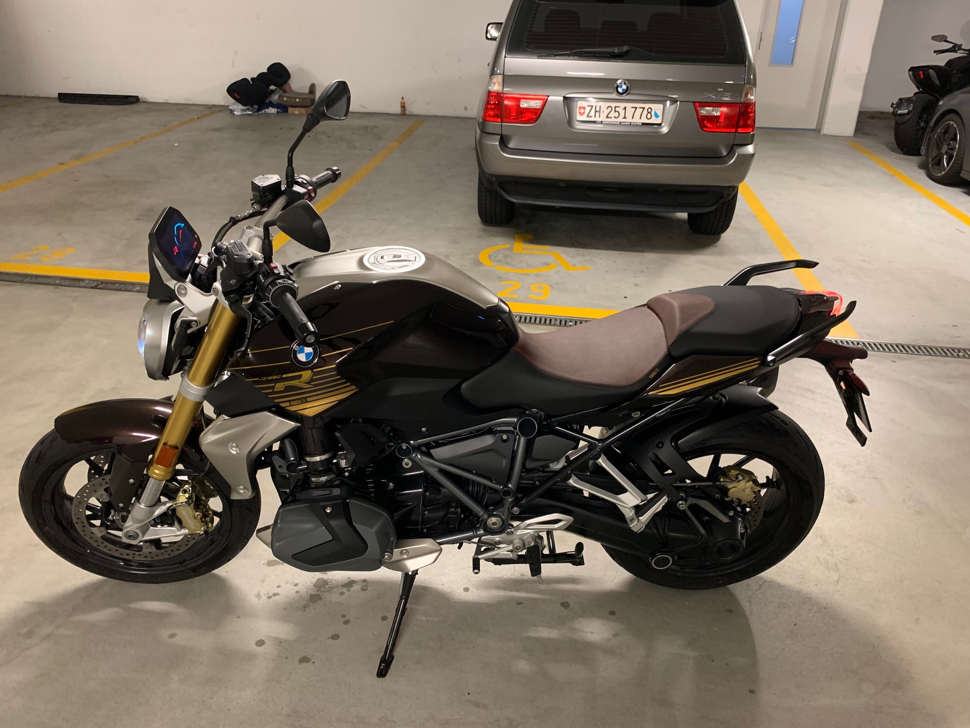 BMW R 1250 R ABS-image-11