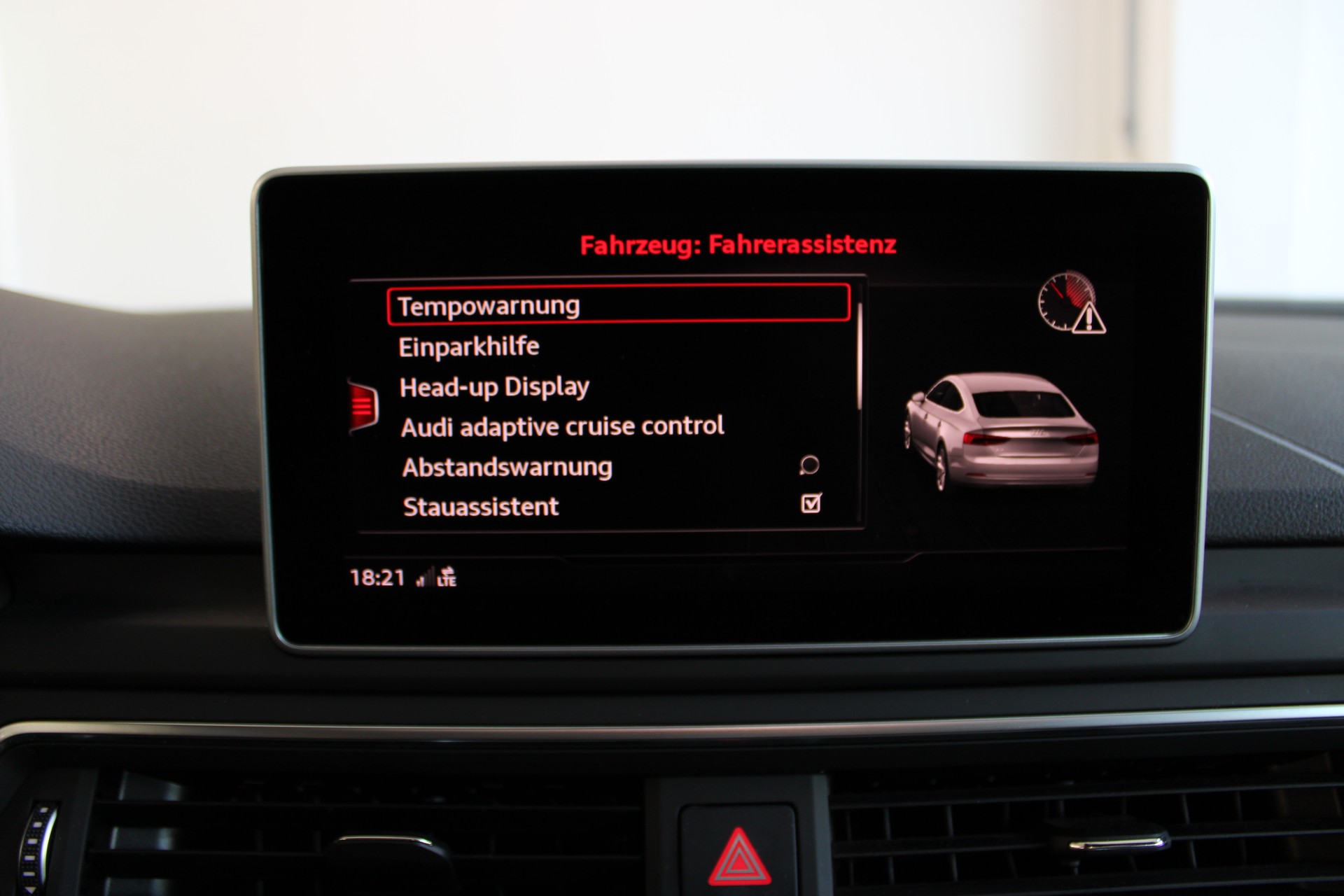 AUDI A5 Sportback 45 TFSI S-tronic Sport quattro-image-17