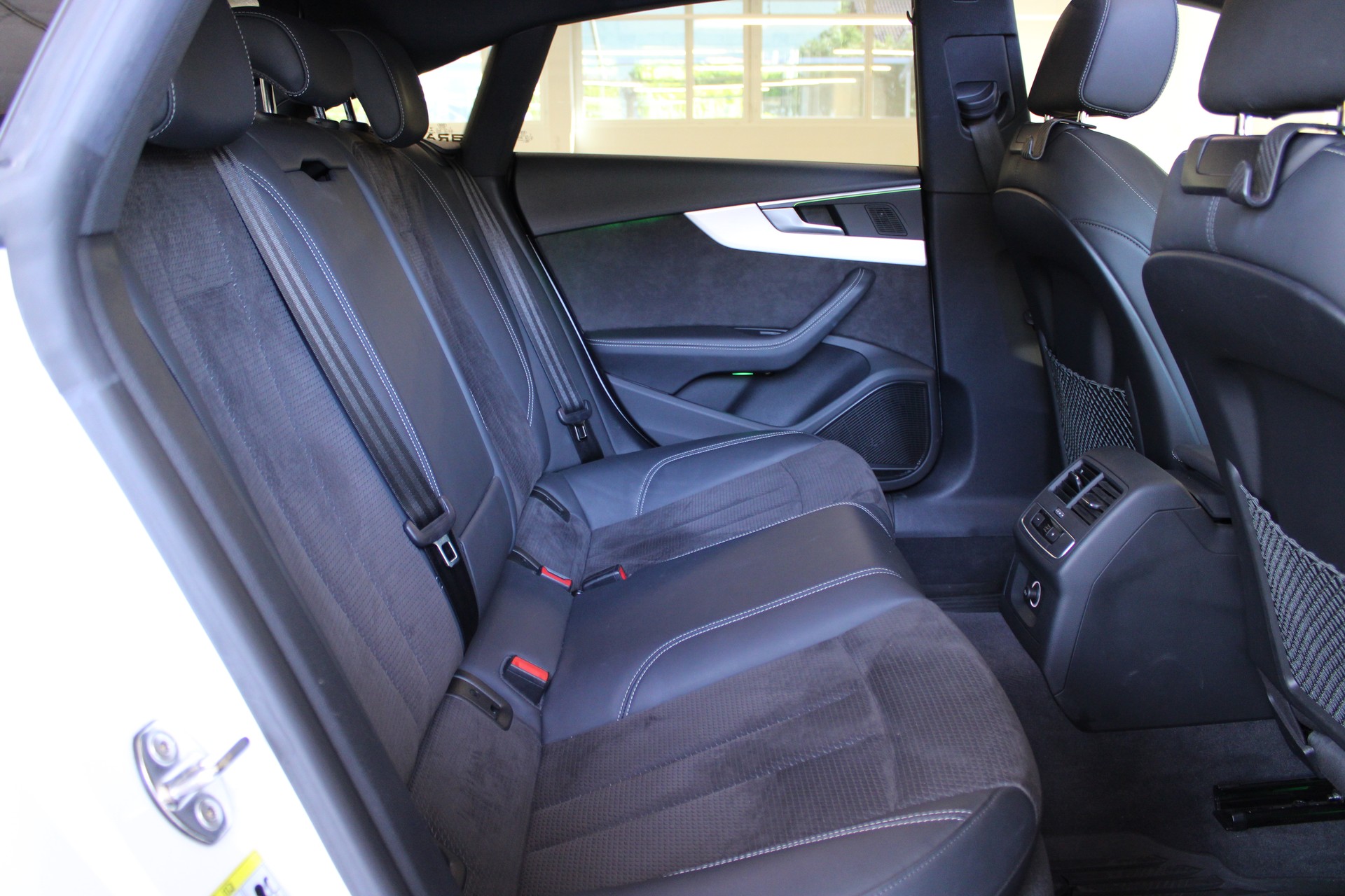 AUDI A5 Sportback 45 TFSI S-tronic Sport quattro-image-19