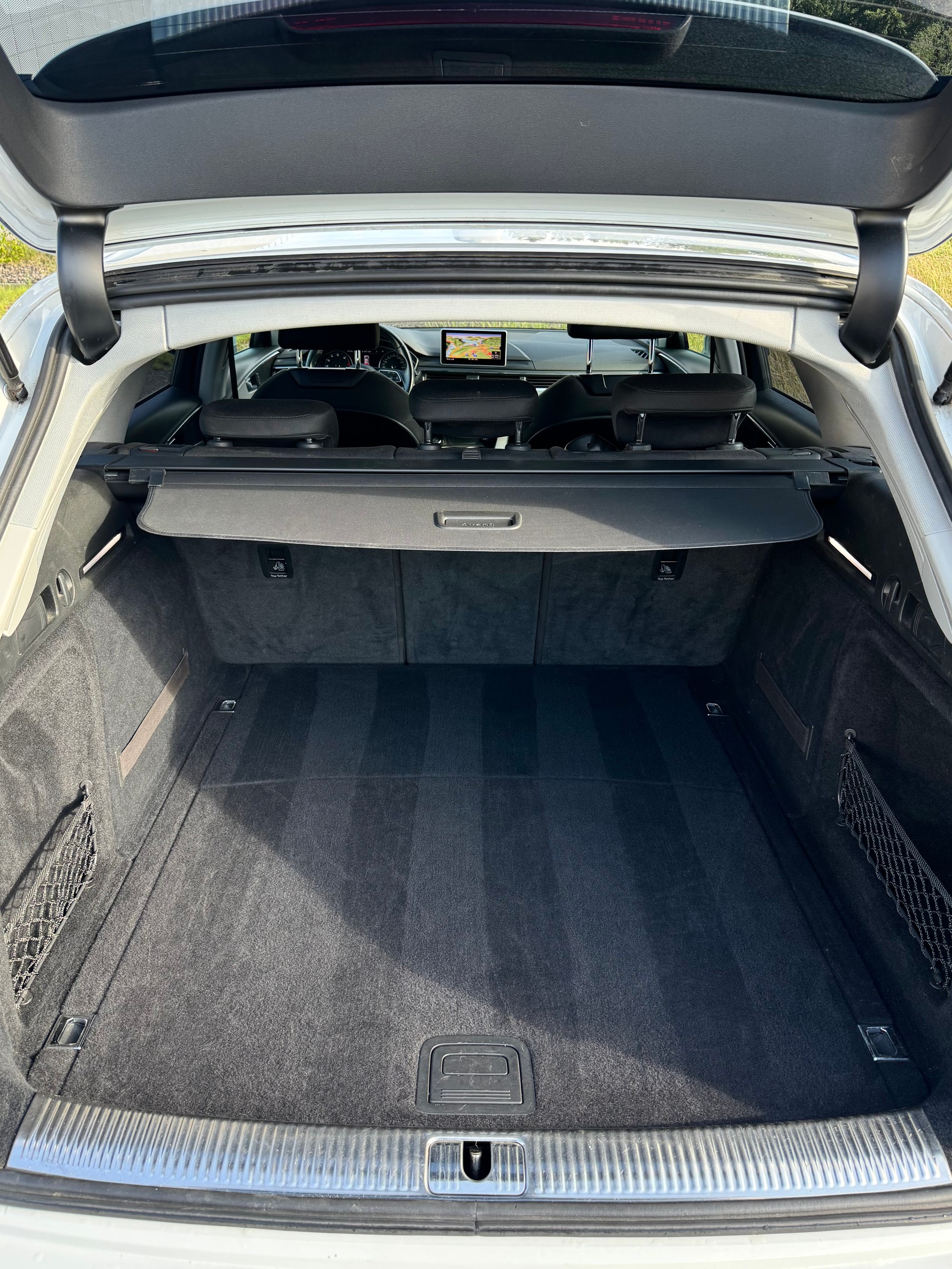 AUDI A4 Avant 2.0 TFSI Sport S-tronic / ab MFK bei Verkauf-image-22