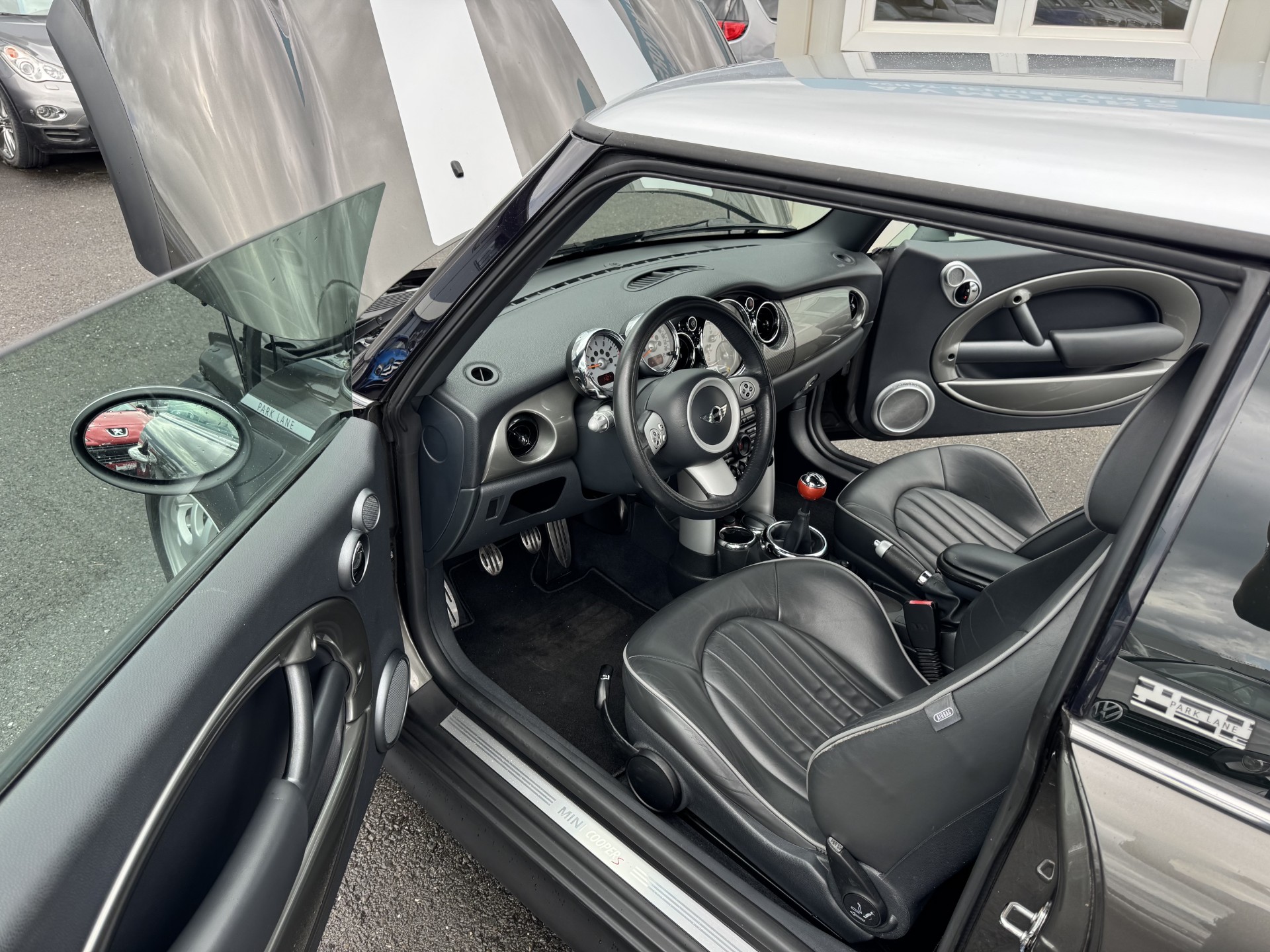 MINI Cooper "Park Lane"-image-7