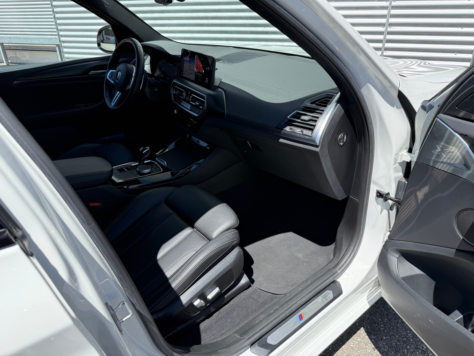 BMW X3 xDrive 48V M40d-showroom-element-3