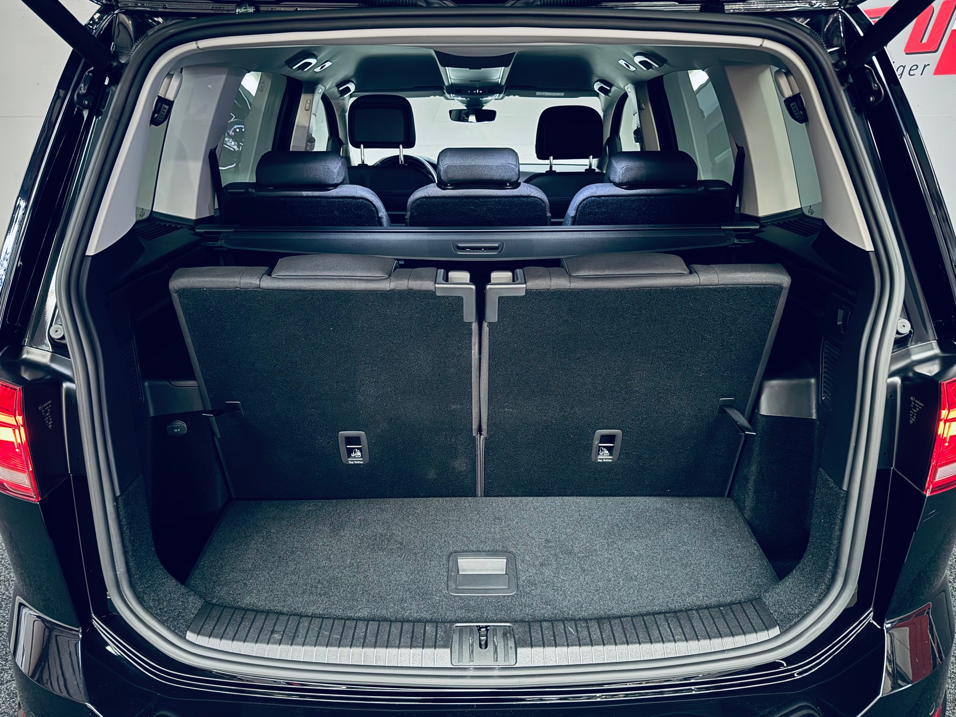 VW Touran 1.5 TSI EVO Highline DSG-image-10
