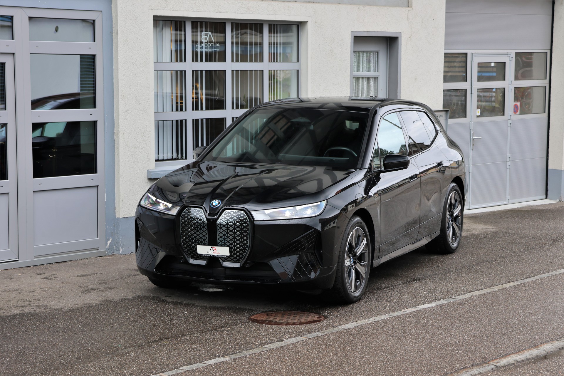 BMW iX xDrive40 (CH)