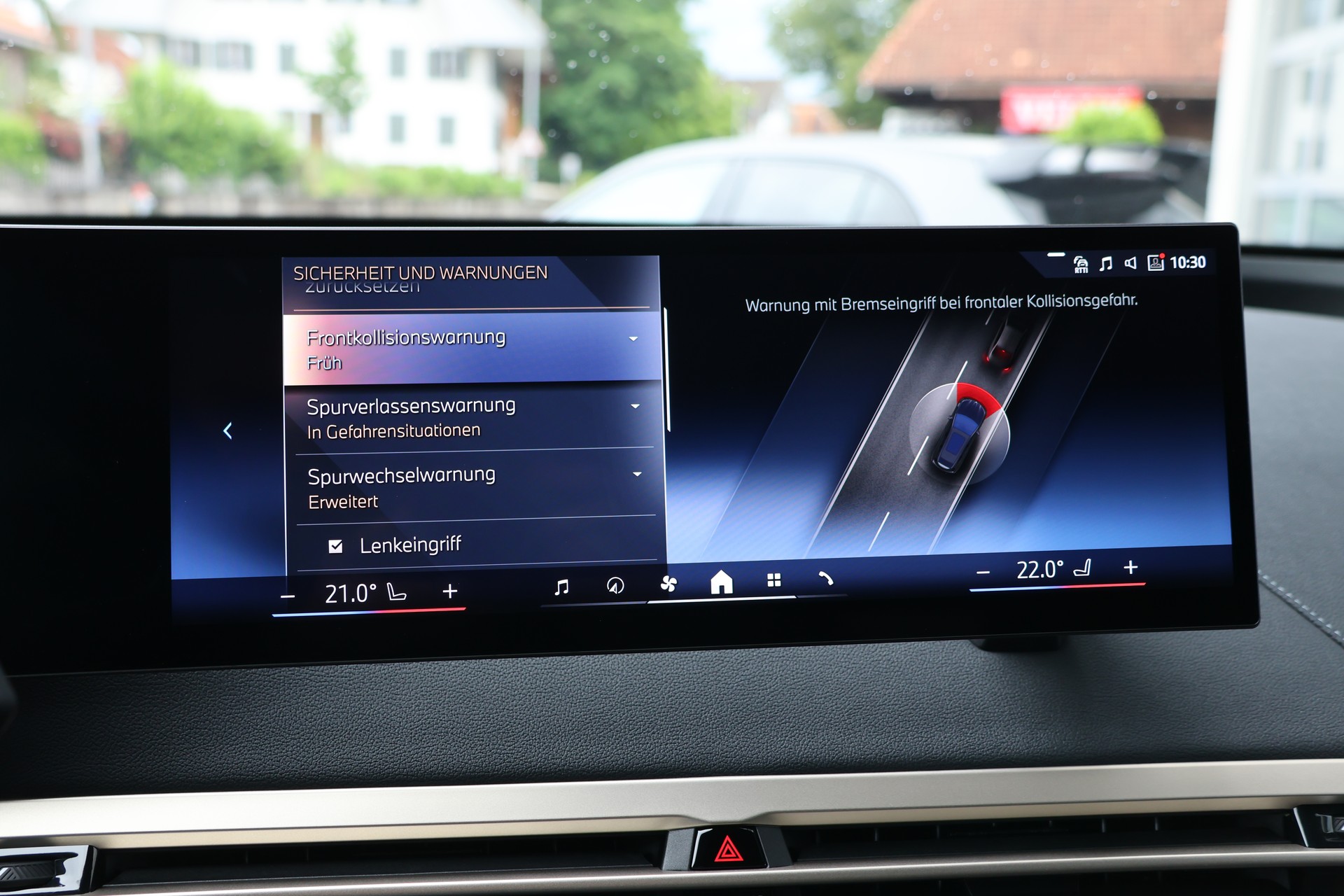 BMW iX xDrive40 (CH)-image-21