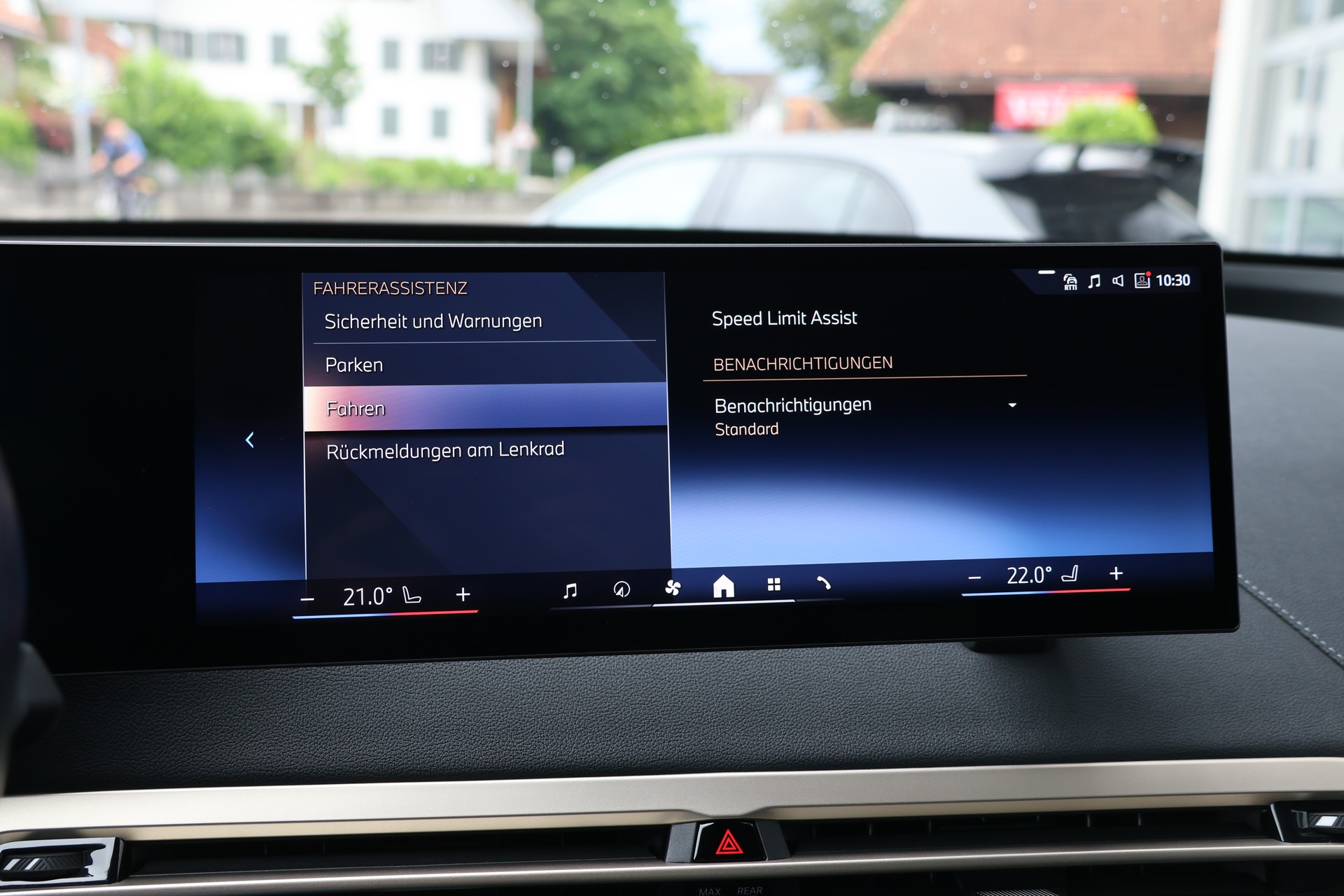 BMW iX xDrive40 (CH)-image-23