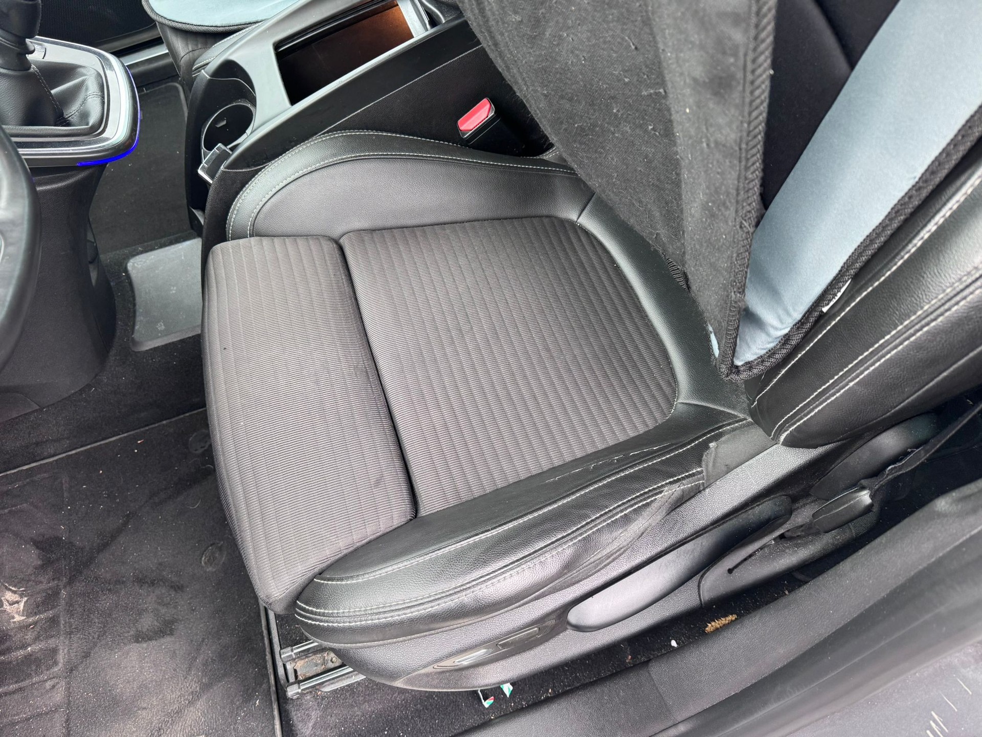 RENAULT Grand Scénic 1.2 16V Turbo Zen-image-8