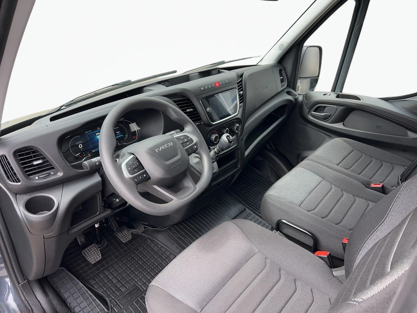 IVECO 35 S 16H D 7 Sitzer-image-6