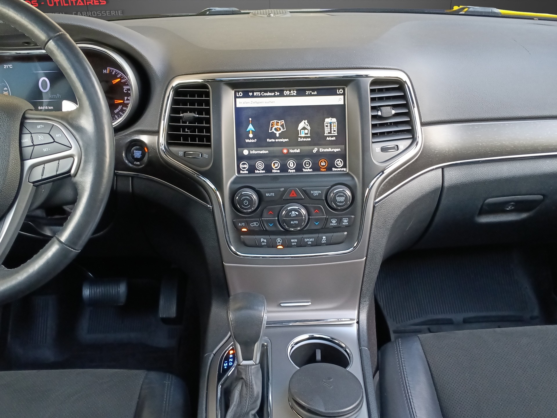 JEEP Grand Cherokee 3.0 CRD Limited Automatic-image-12