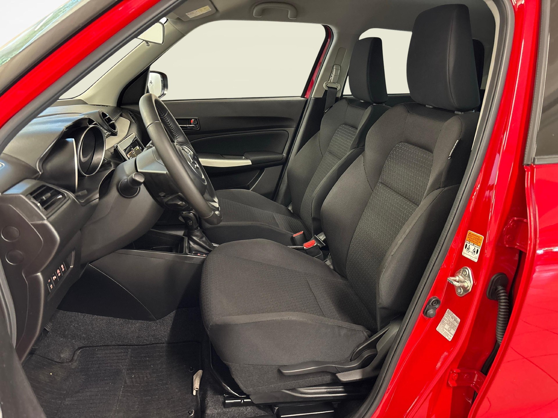 SUZUKI Swift 1.2 Compact+ Hybrid-image-8