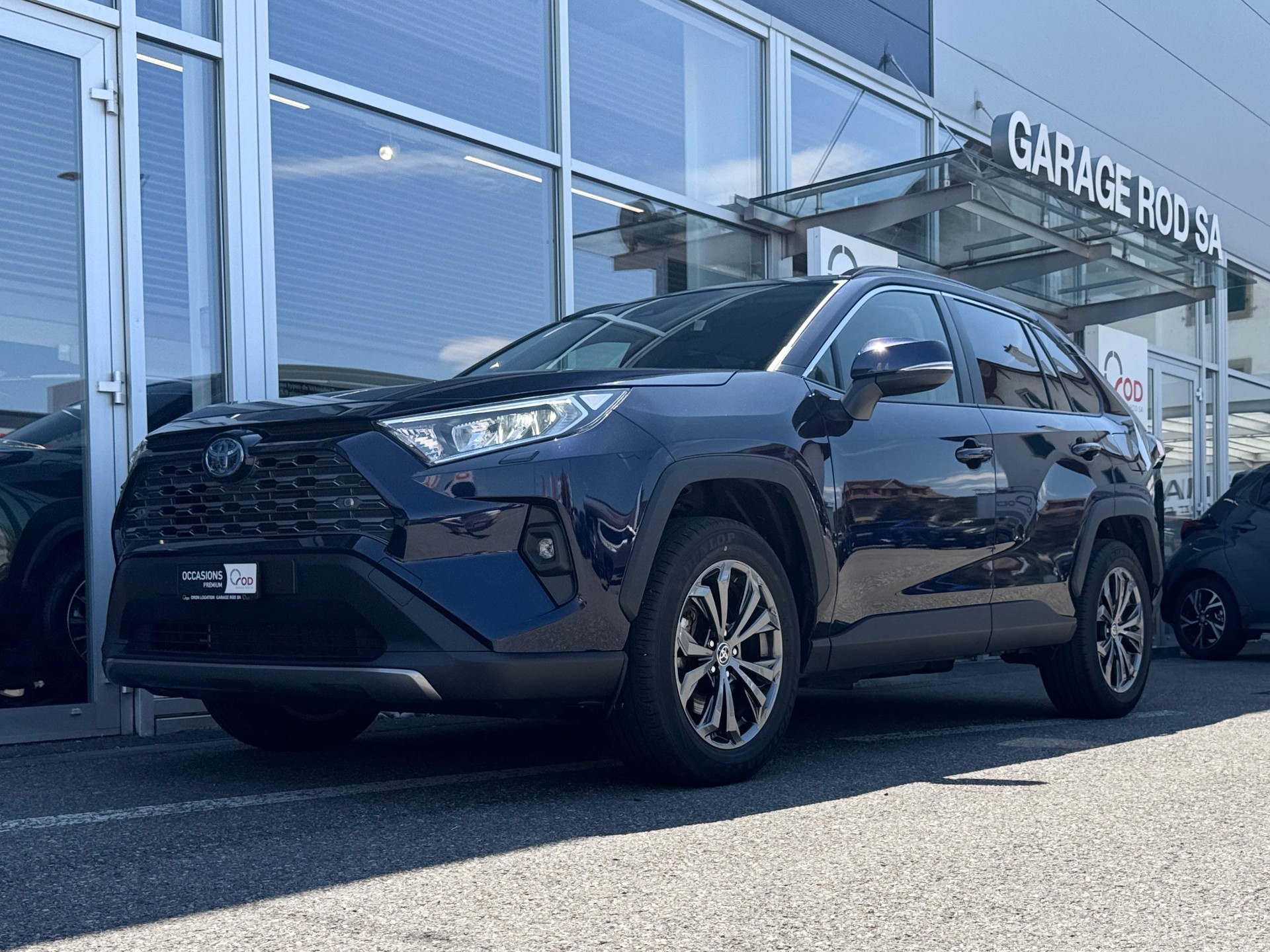 TOYOTA RAV-4 2.5 HSD Trend e-CVT-showroom-element-1