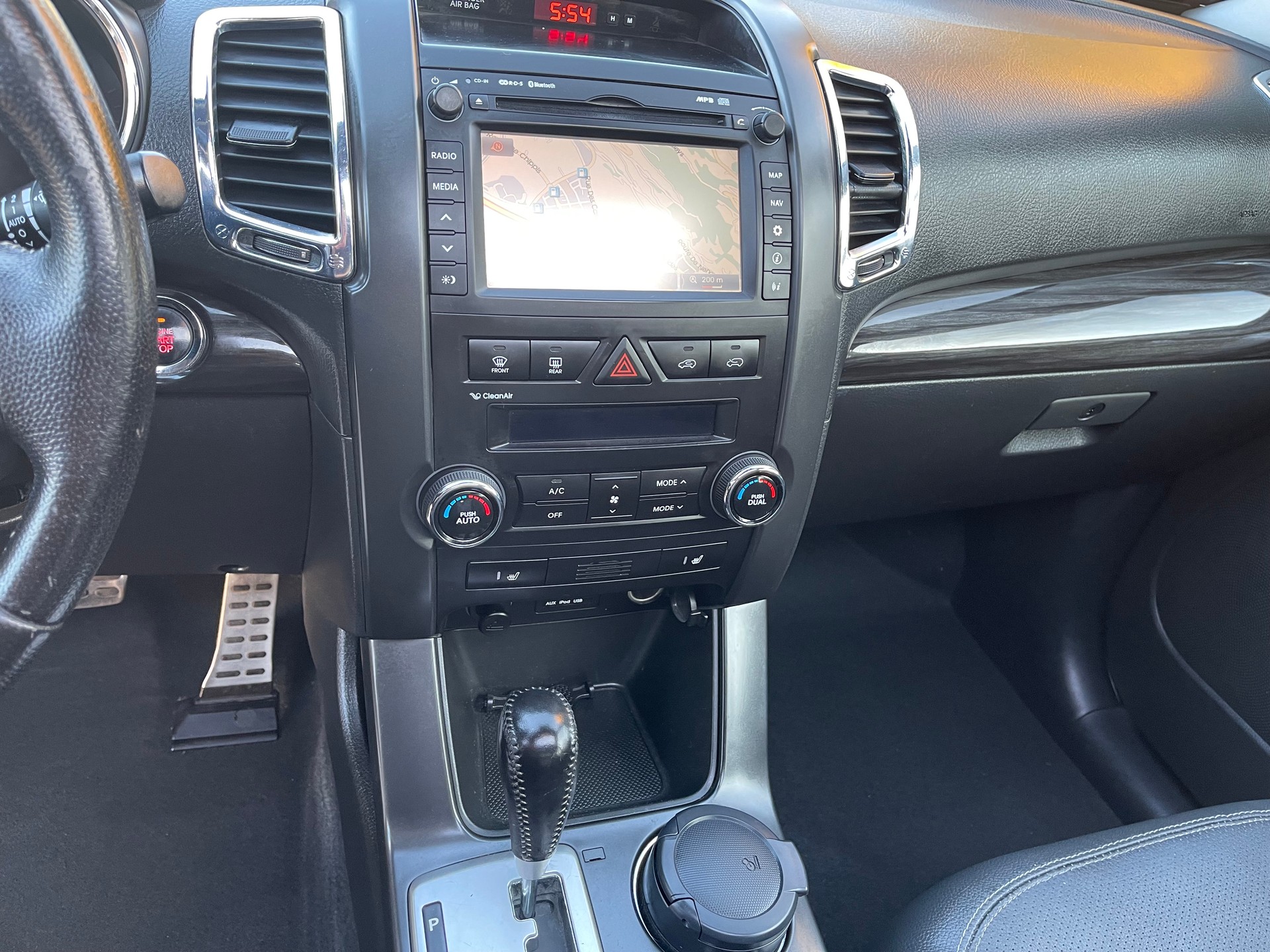 KIA Sorento 2.2 CRDI Trend Automatic-image-18