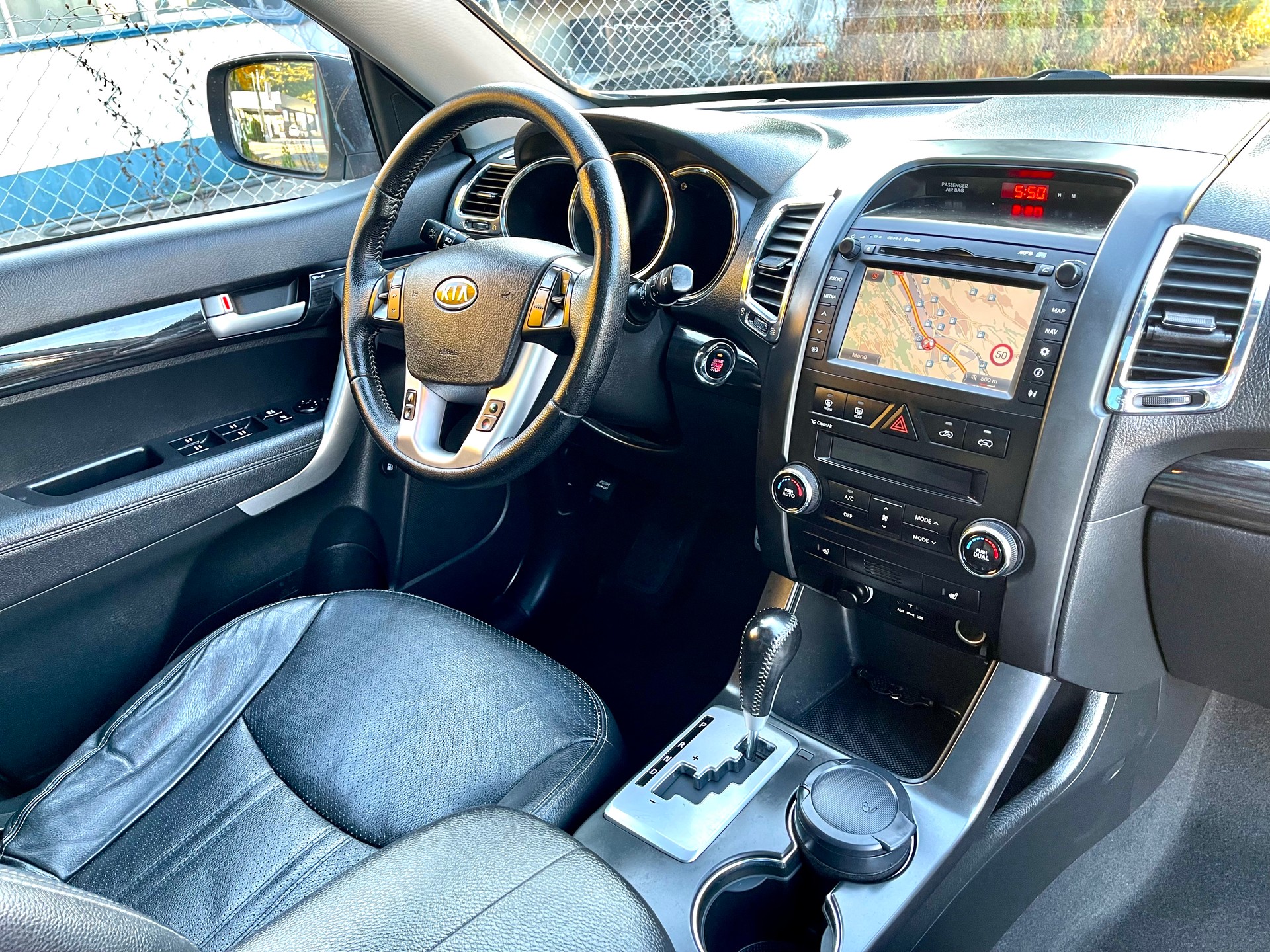 KIA Sorento 2.2 CRDI Trend Automatic-image-22