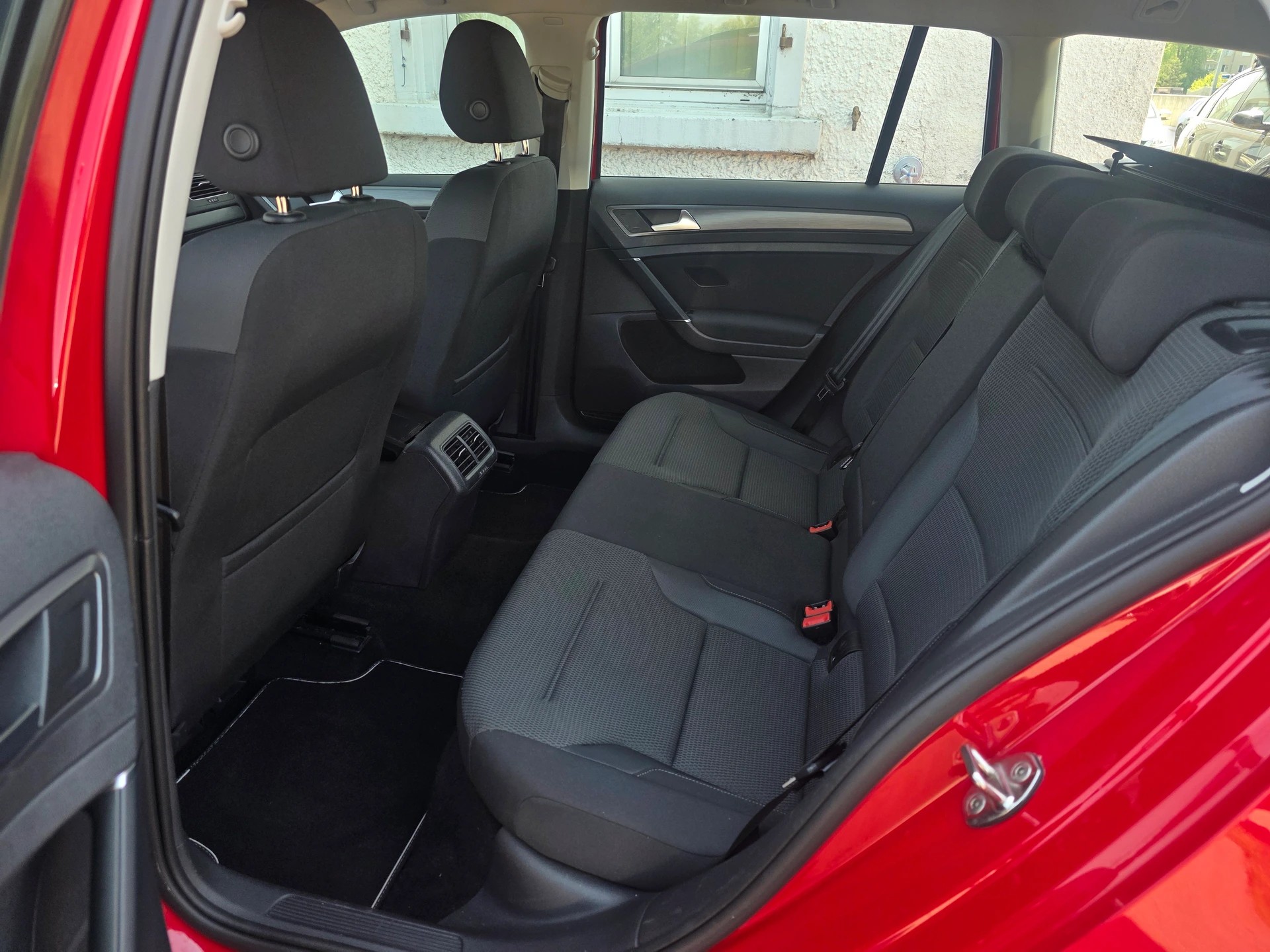 VW Golf Variant 2.0 TDI Comfortline DSG * CH-Fahrzeug * Frisch ab MFK *-image-18