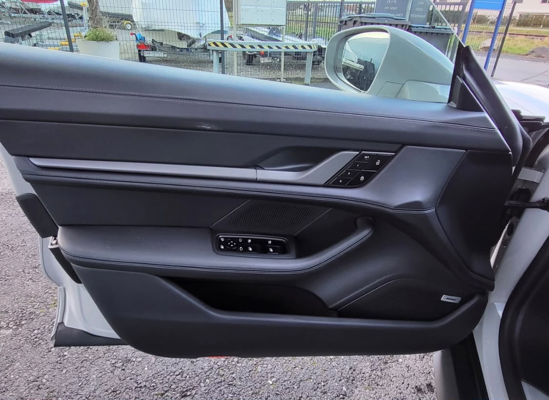 PORSCHE 4S Performance Batterie-image-12