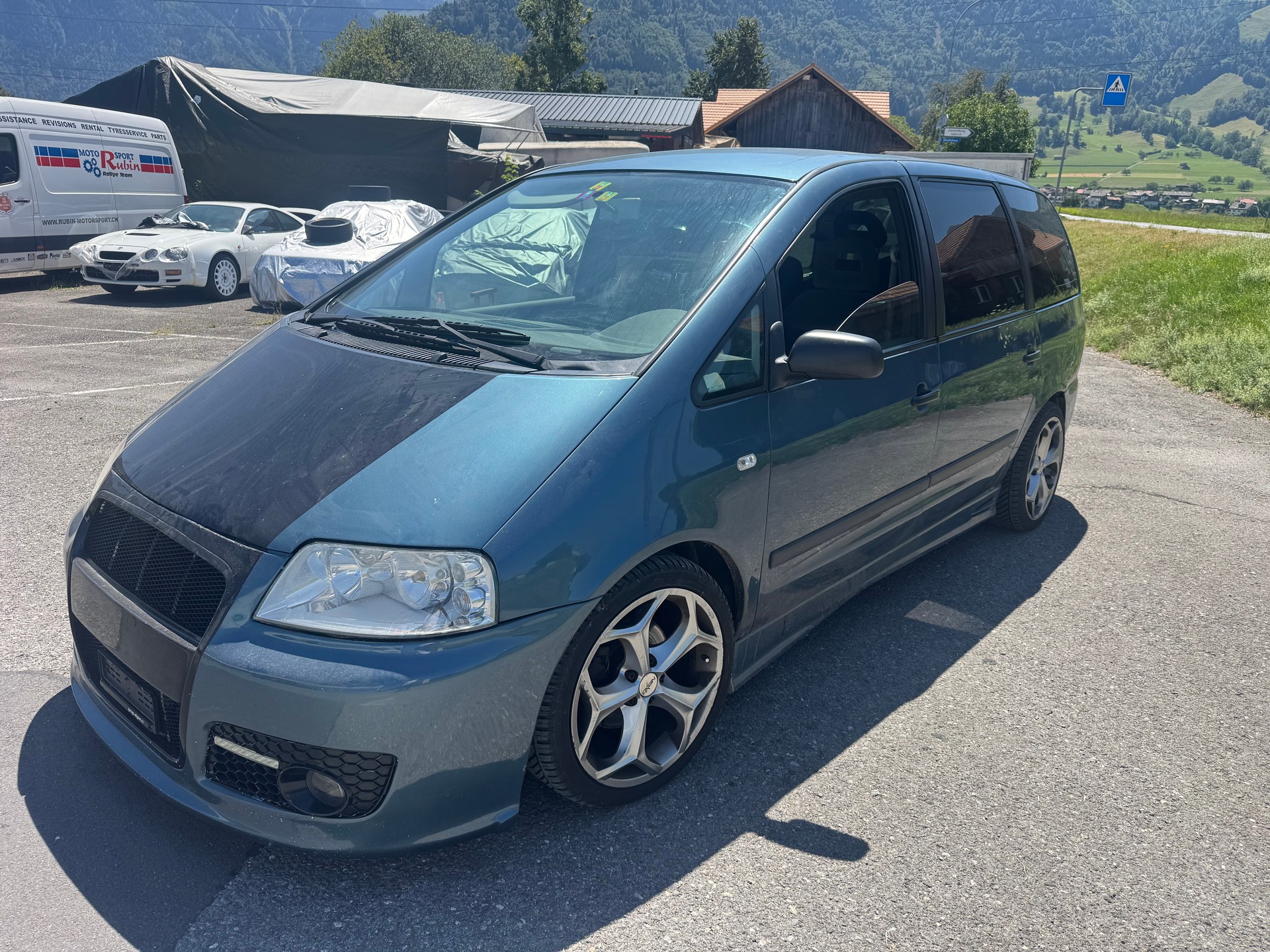 VW Sharan 1.9 TDI Highline