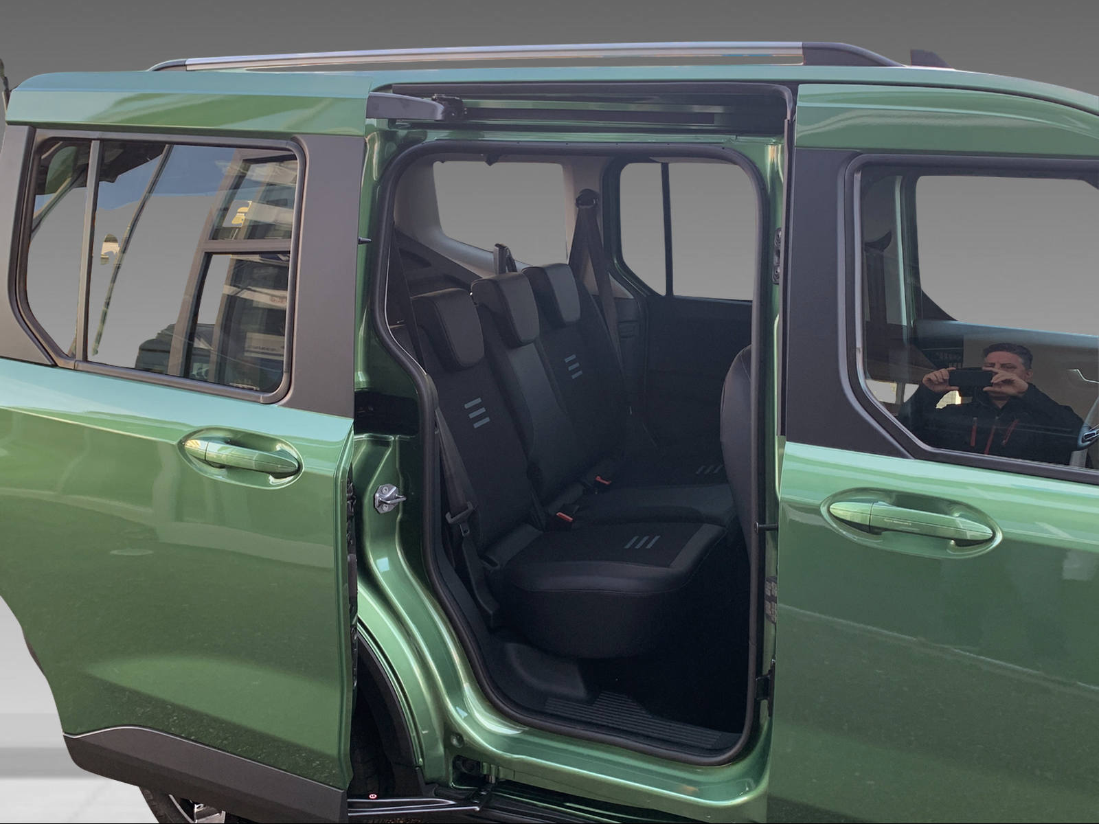 FORD Tourneo Courier 1.0 EcoBoost Active-image-9