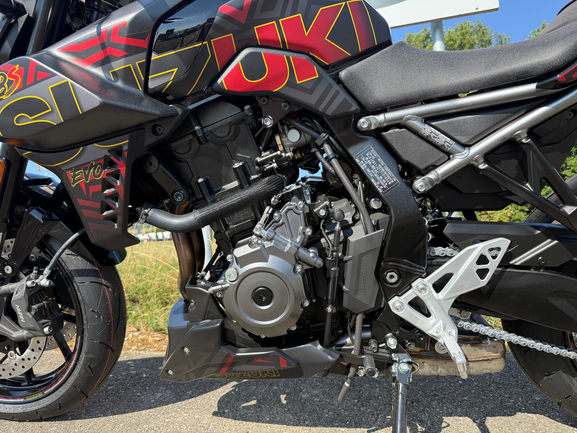 SUZUKI GSX 8 S EVO-image-3
