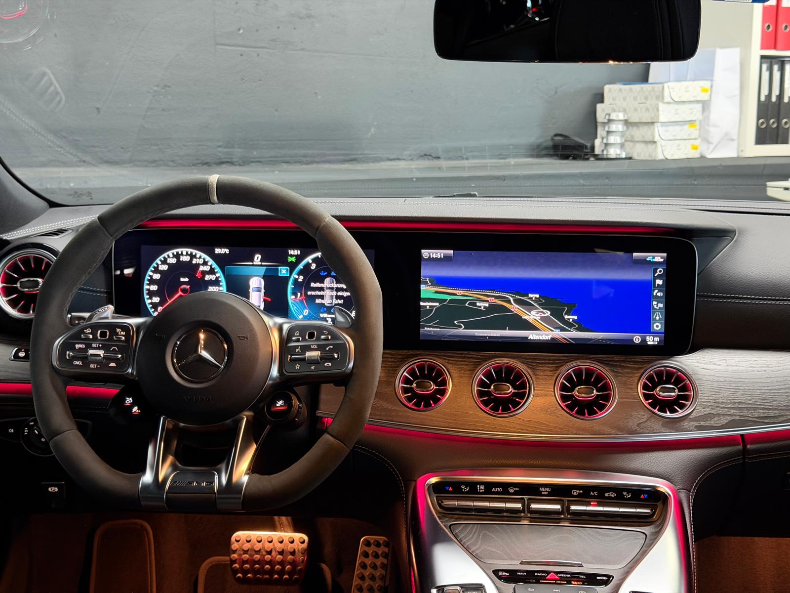 MERCEDES-BENZ AMG GT 4 63 S Limited All Black Performance 4Matic+ Speedshift MCT 2Jahre Garantie-image-9