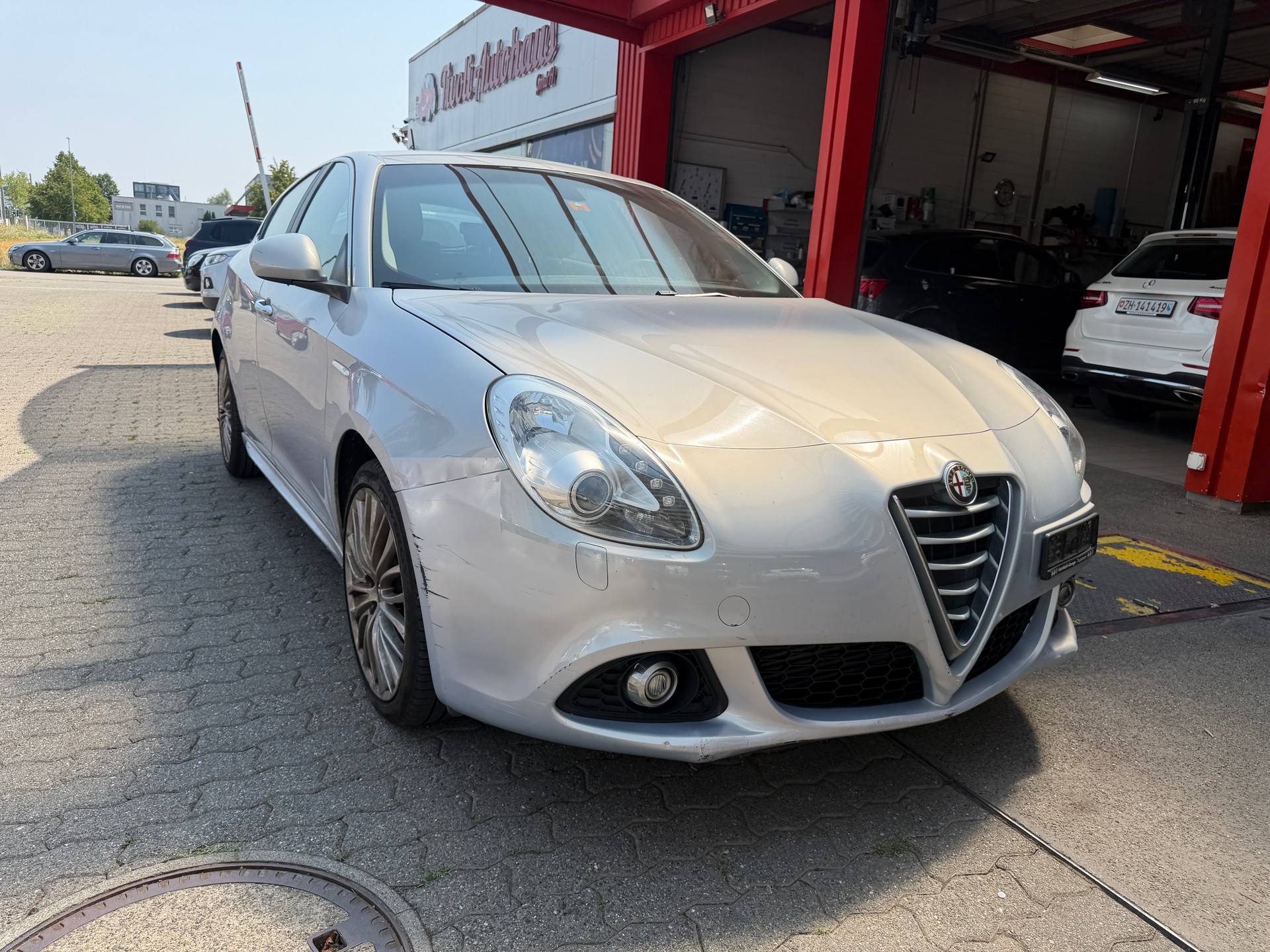 ALFA ROMEO Giulietta 1.4 MultiAir Exclusive TCT-showroom-element-1