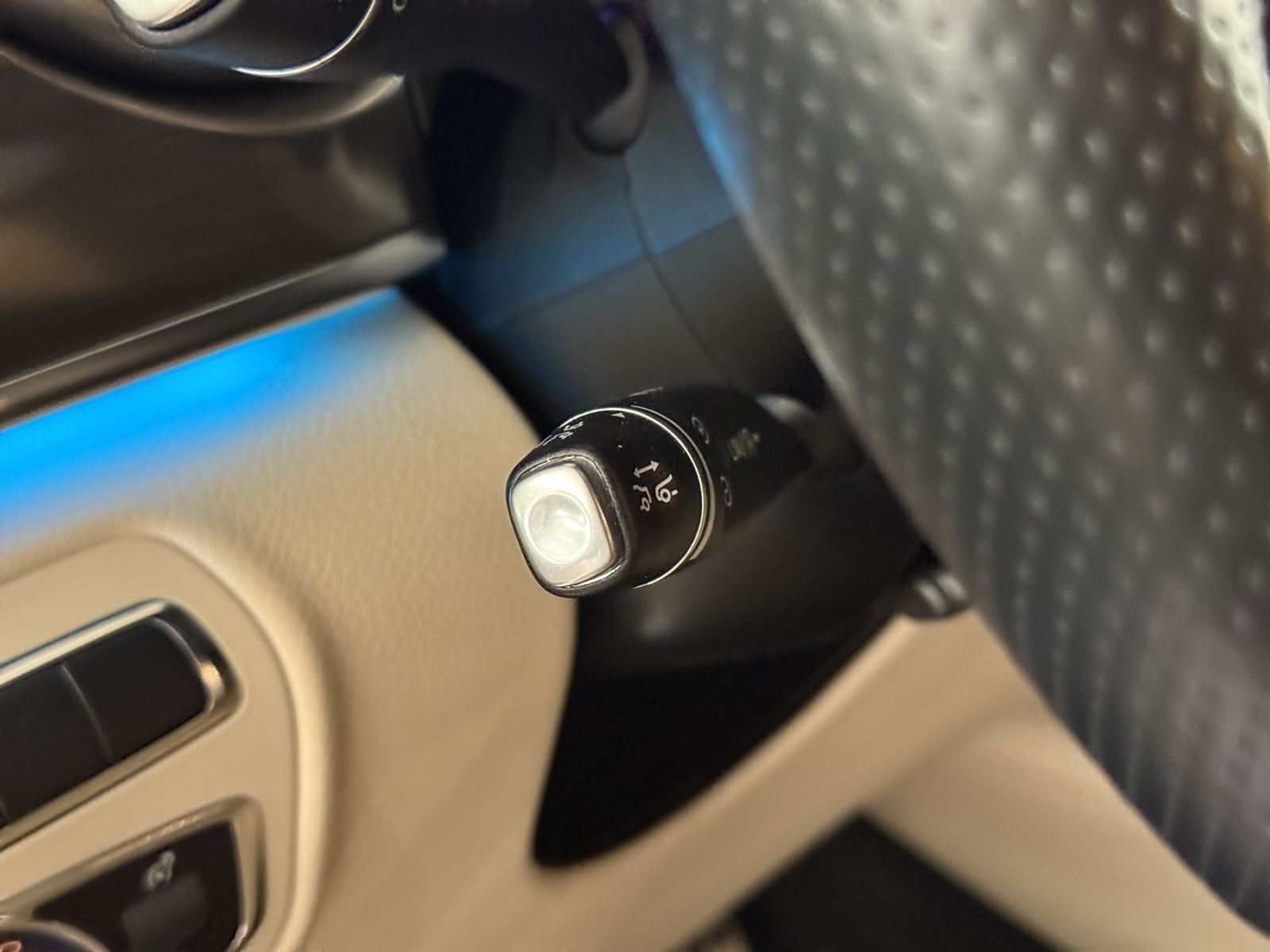 MERCEDES-BENZ V 300 d lang Exclusive 4Matic 9G-Tronic-image-21