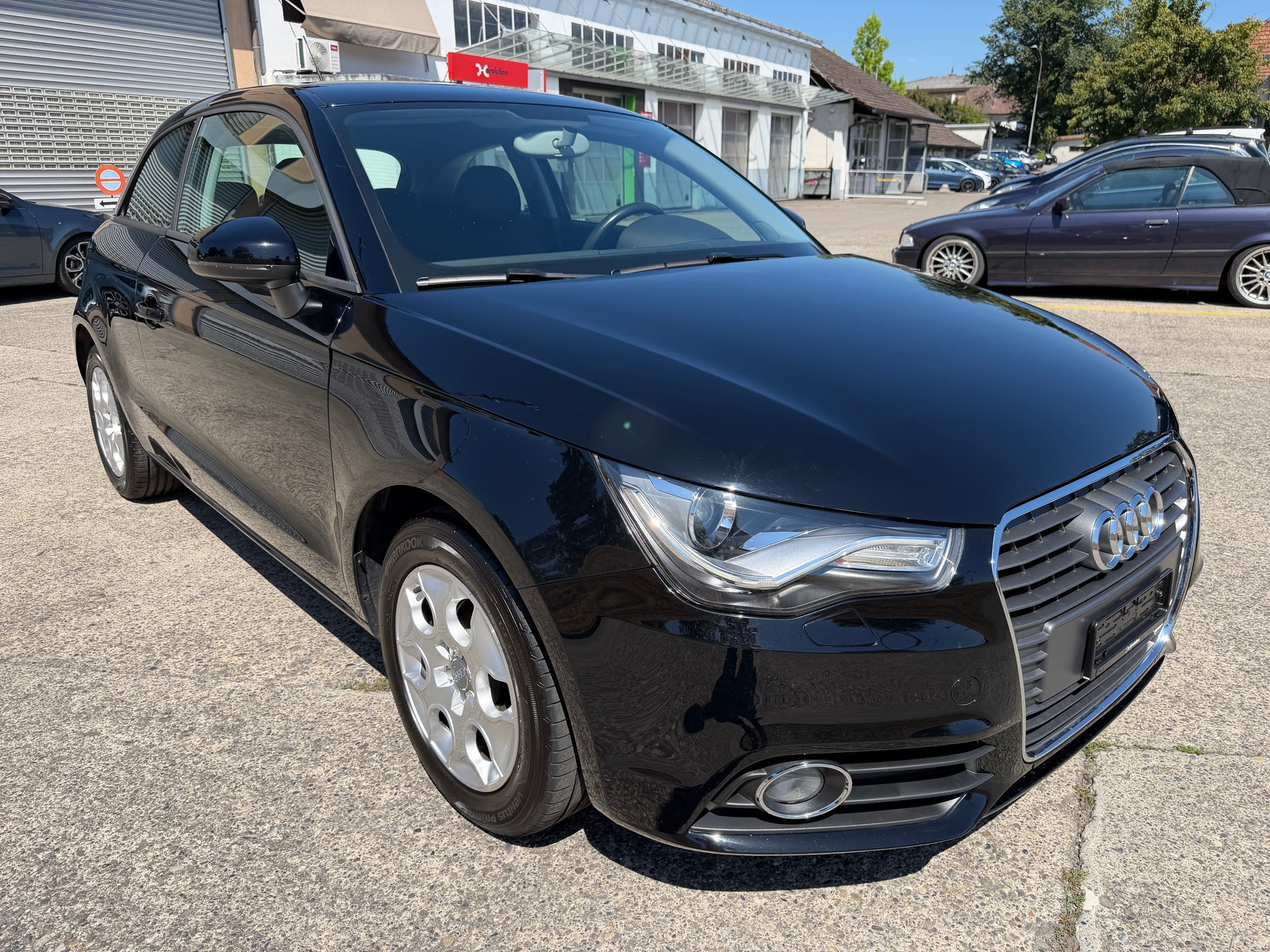 AUDI A1 1.2 TFSI Attraction-image-6
