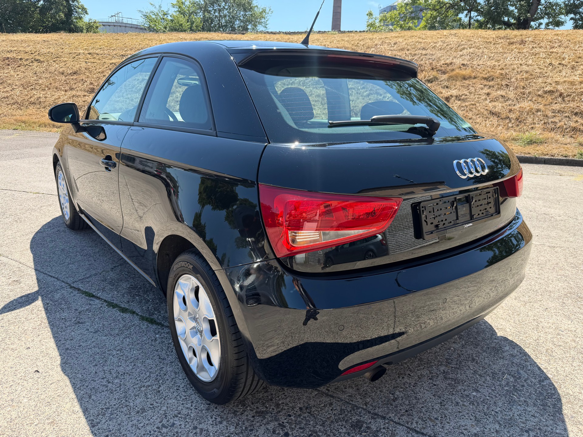 AUDI A1 1.2 TFSI Attraction-showroom-element-2