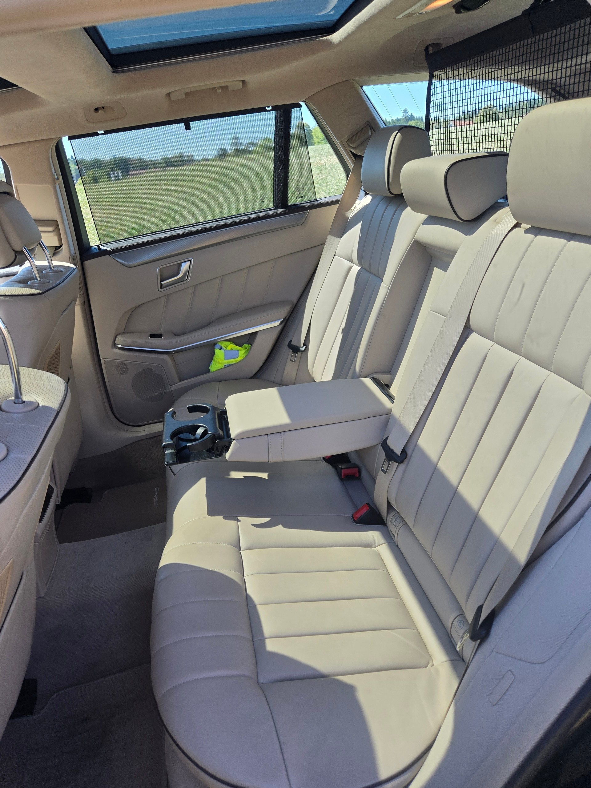 MERCEDES-BENZ Mercedes Benz E500 T 4Matic-image-6