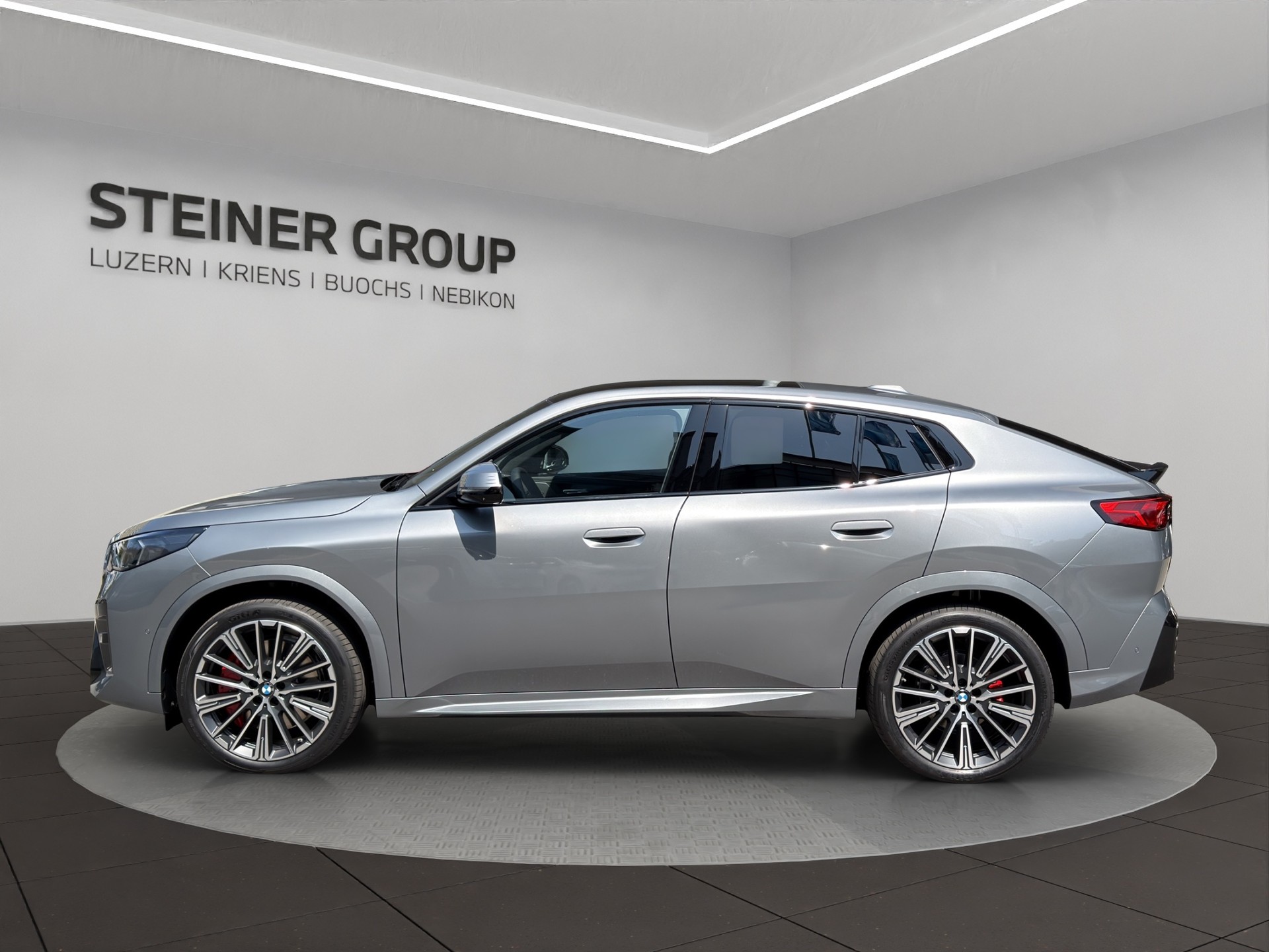 BMW iX2 xDrive 30 M Sport Pro-image-6