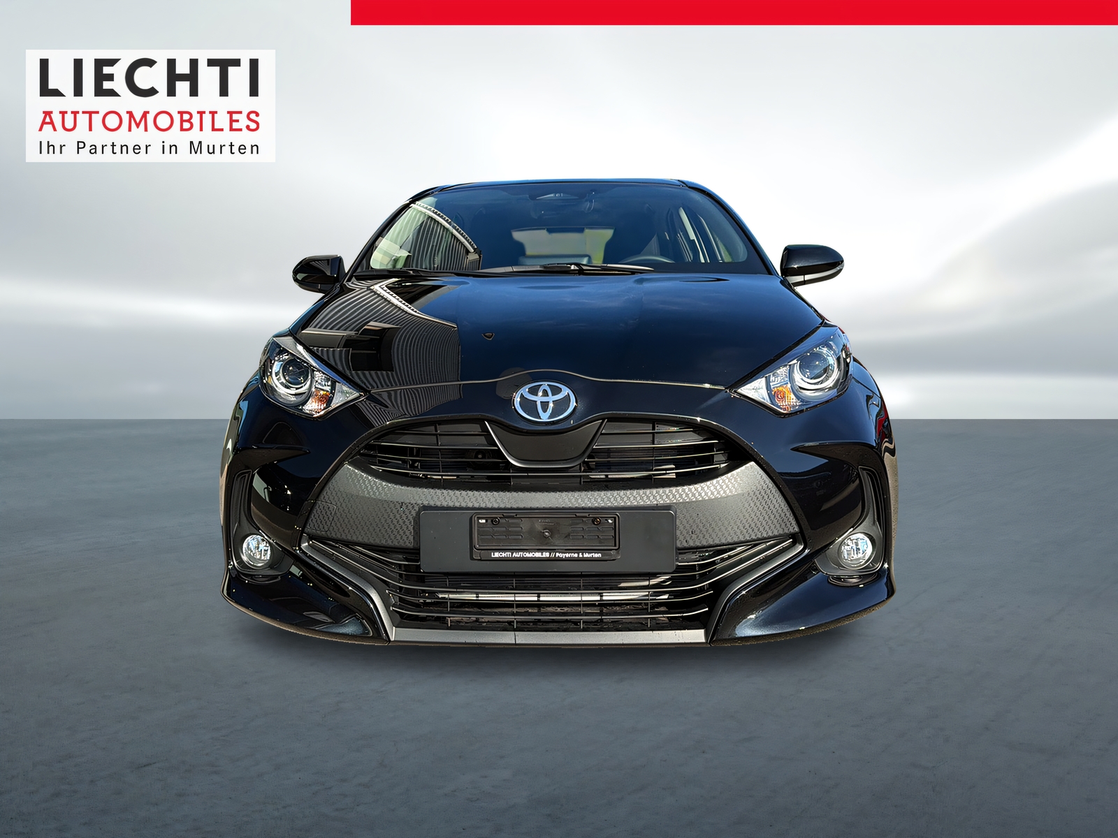 TOYOTA Yaris 1.5 Comfort e-CVT-showroom-element-2