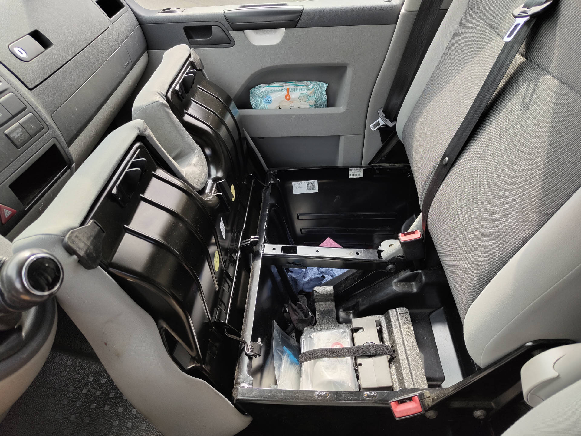 VW T5 Kaw. 3000 2.0 TDI 140 4Motion-image-11