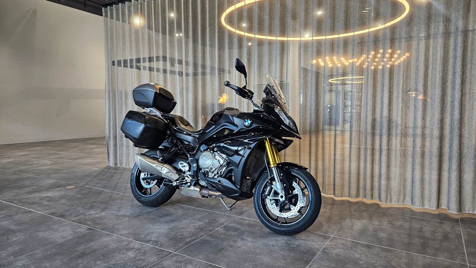 BMW S 1000 XR ABS-image-5