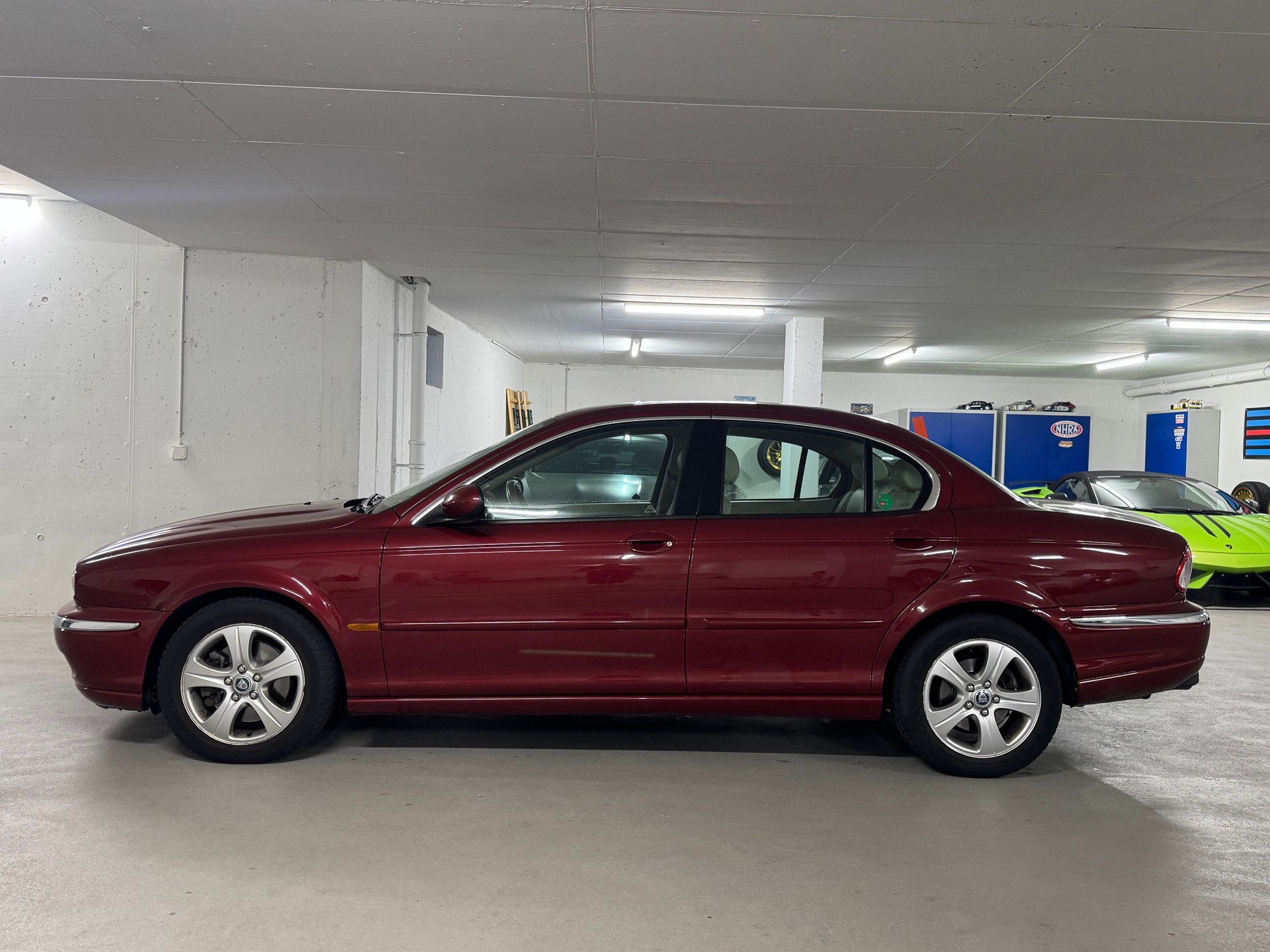 JAGUAR X-Type 3.0 V6 Traction4 Executive-image-3