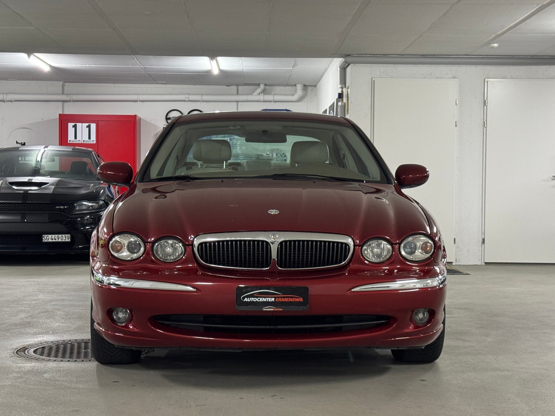 JAGUAR X-Type 3.0 V6 Traction4 Executive-image-1