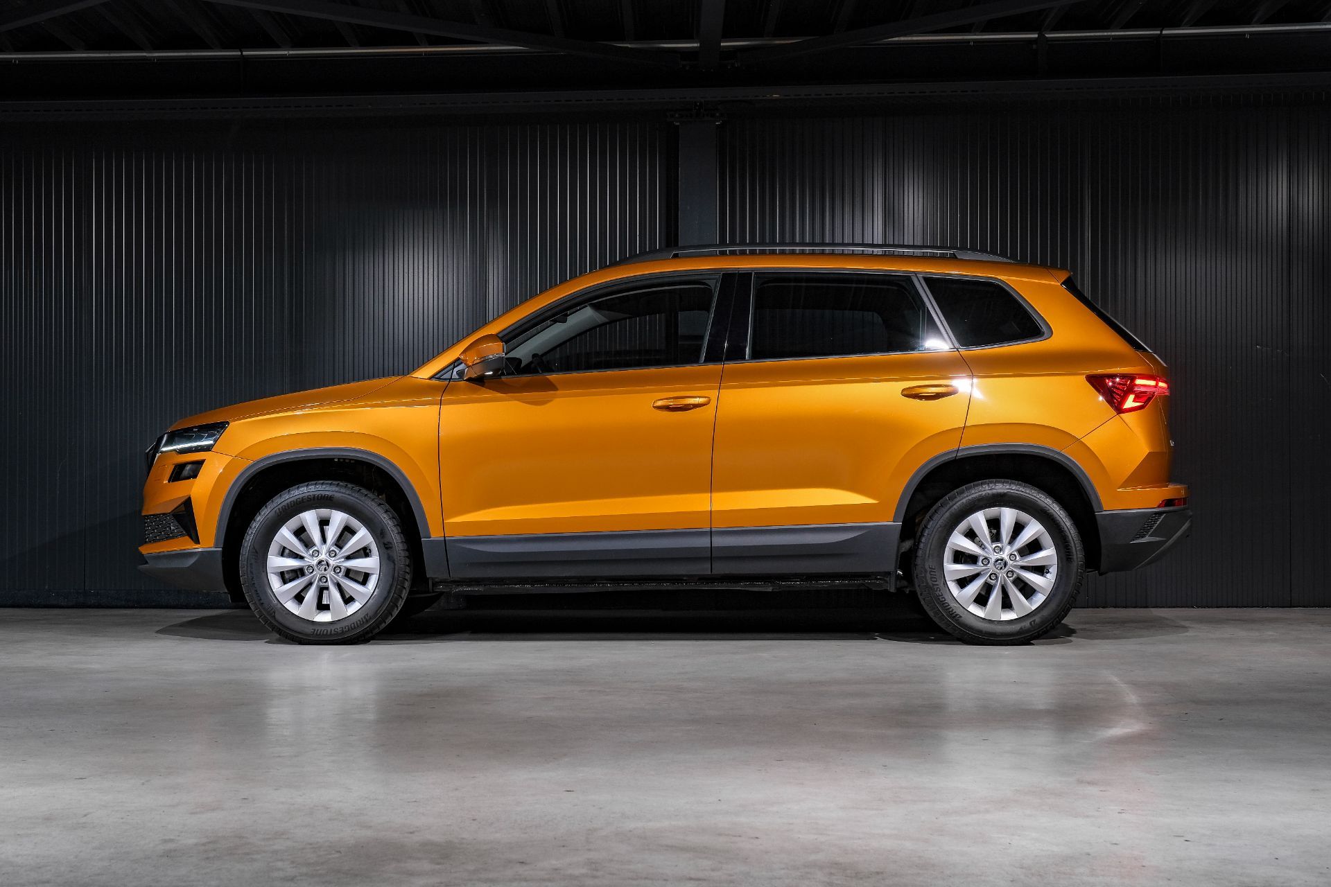SKODA Karoq 1.5 TSI Fresh DSG-image-8